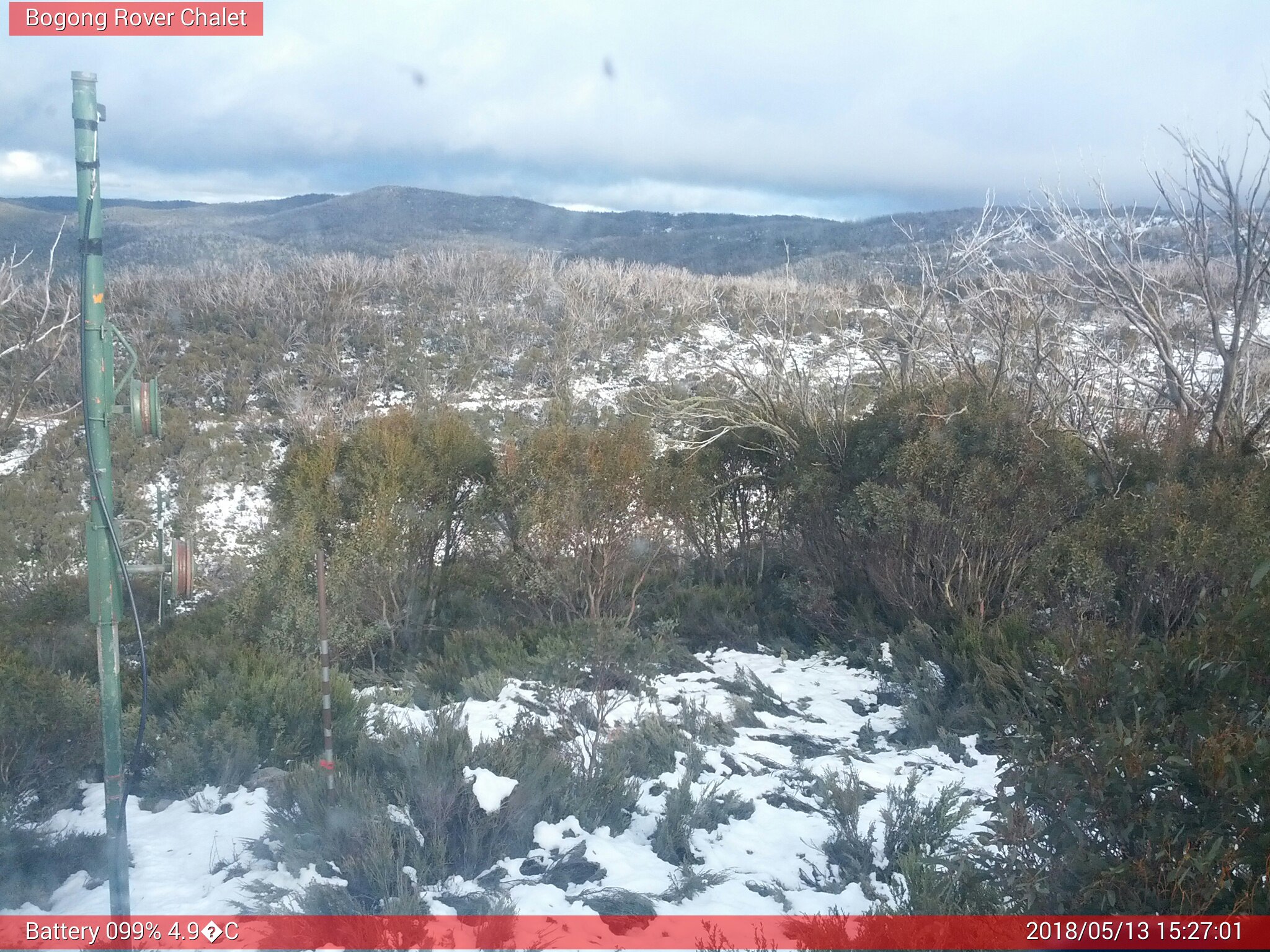 Bogong Web Cam 3:27pm Sunday 13th of May 2018