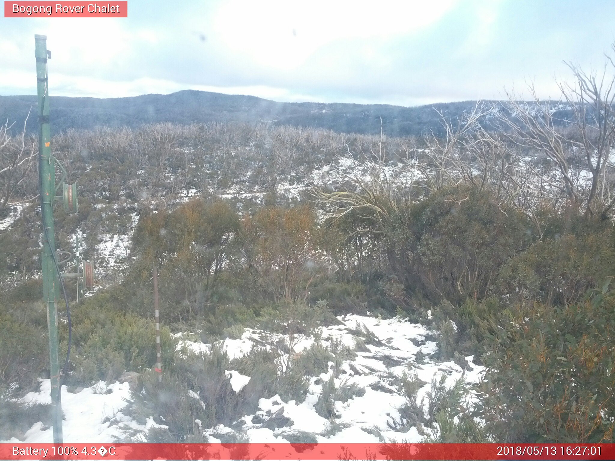 Bogong Web Cam 4:27pm Sunday 13th of May 2018