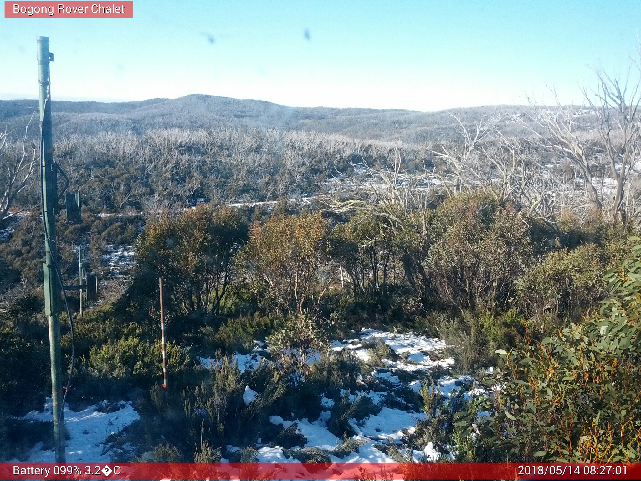 Bogong Web Cam 8:27am Monday 14th of May 2018