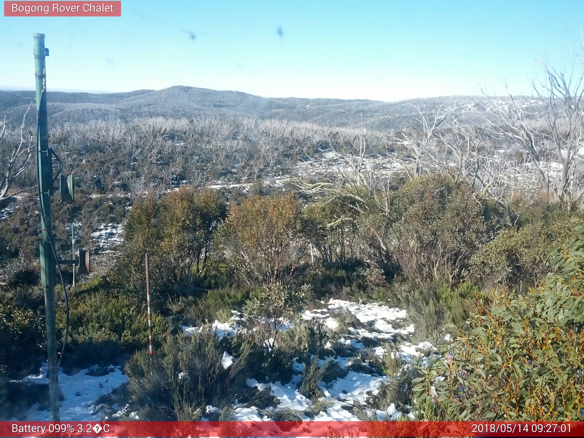 Bogong Web Cam 9:27am Monday 14th of May 2018