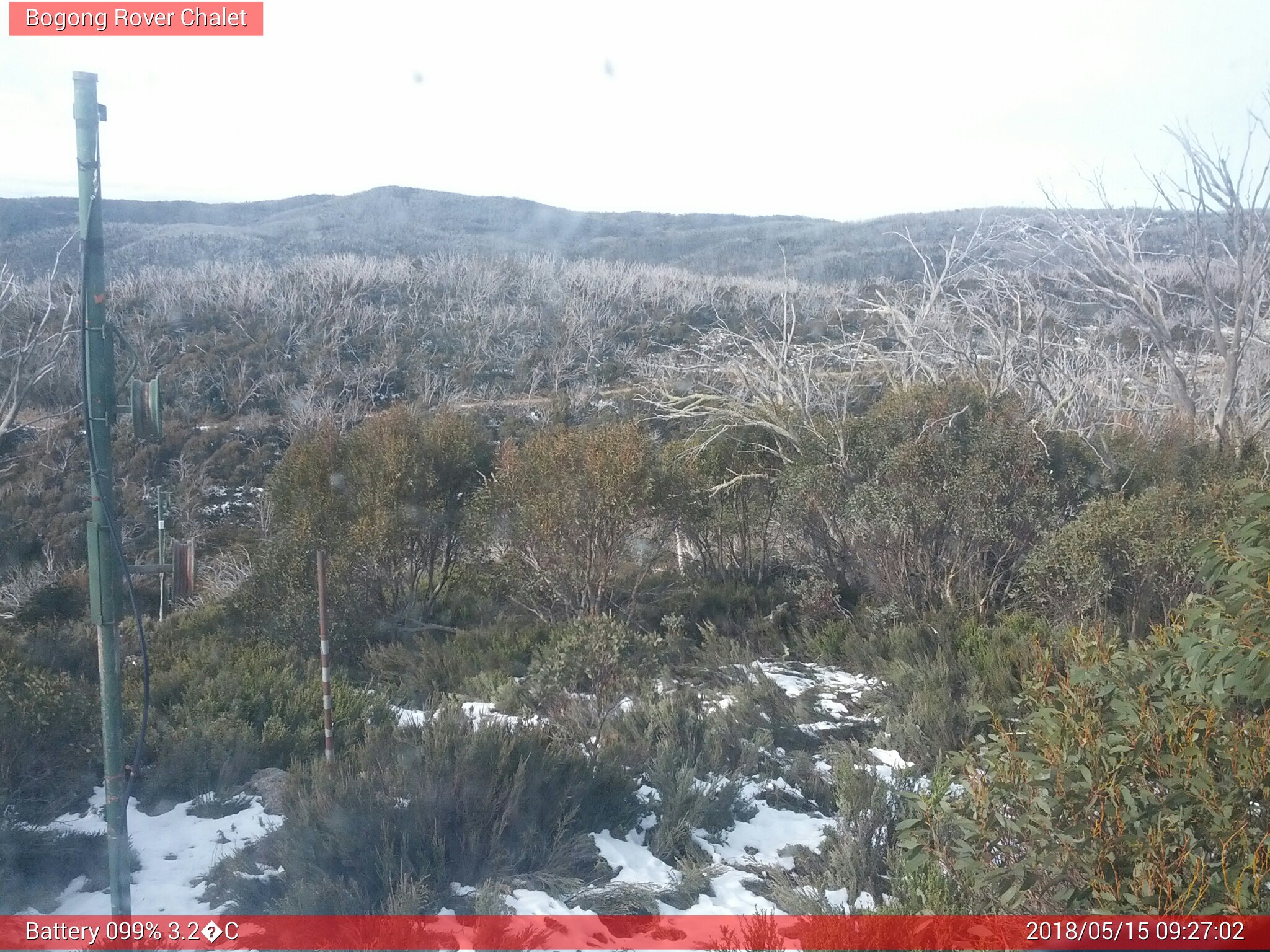 Bogong Web Cam 9:27am Tuesday 15th of May 2018