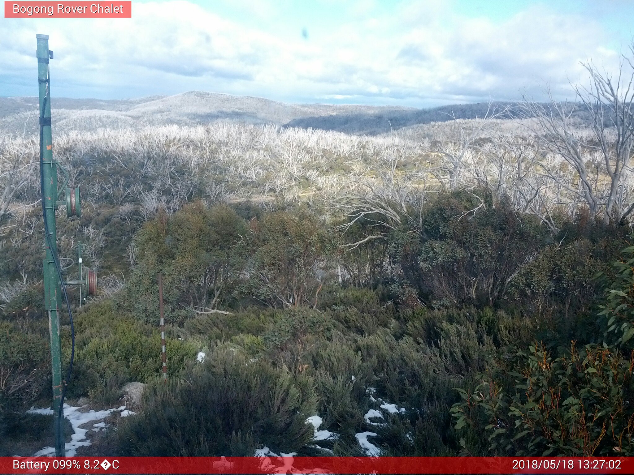 Bogong Web Cam 1:27pm Friday 18th of May 2018