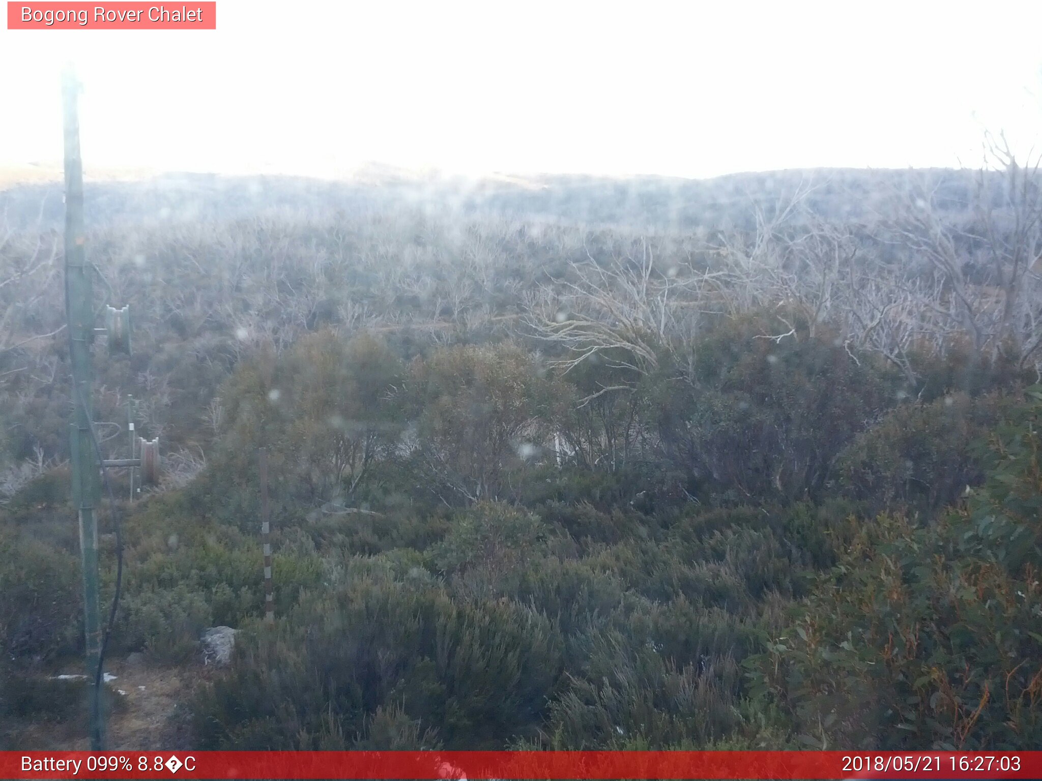 Bogong Web Cam 4:27pm Monday 21st of May 2018