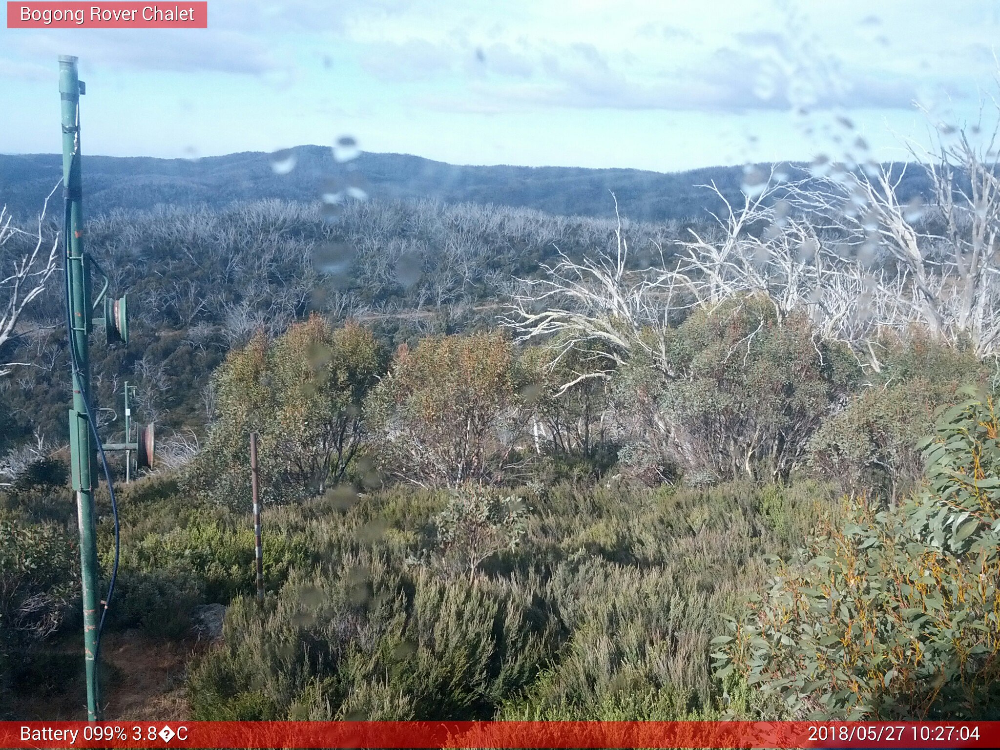 Bogong Web Cam 10:27am Sunday 27th of May 2018