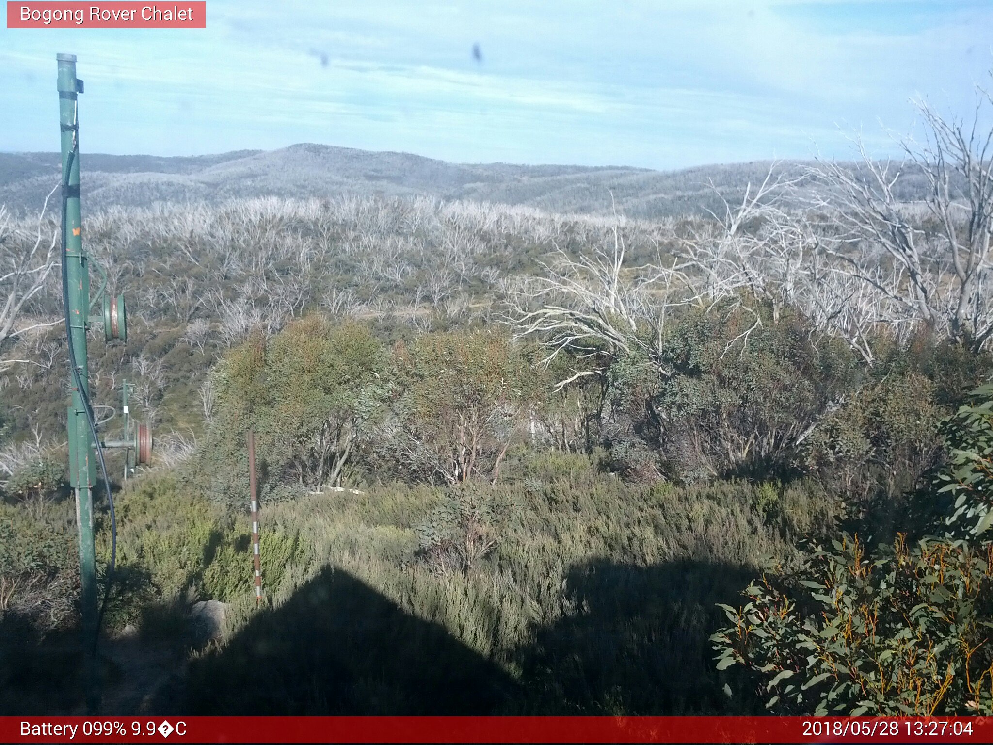 Bogong Web Cam 1:27pm Monday 28th of May 2018