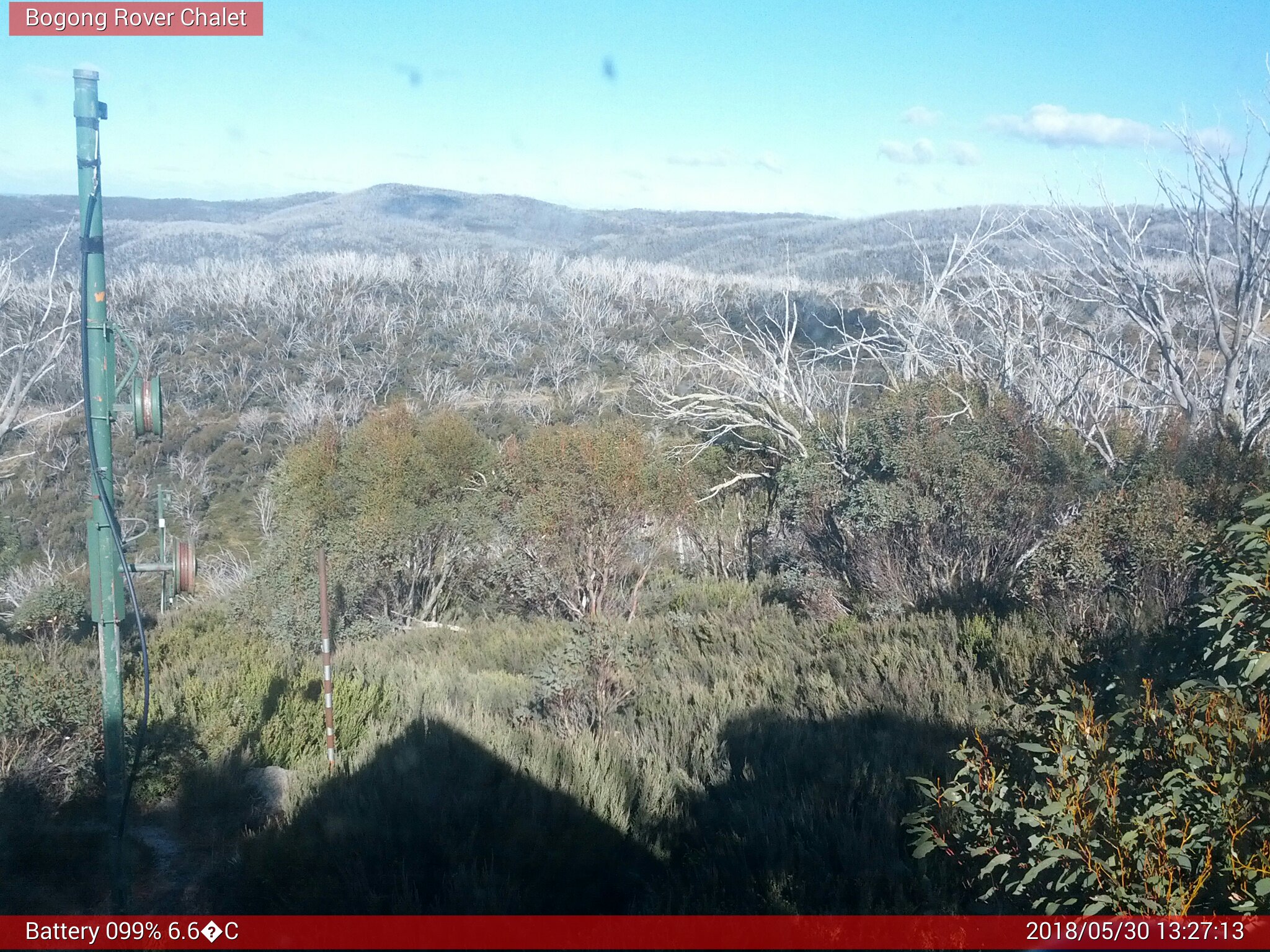 Bogong Web Cam 1:27pm Wednesday 30th of May 2018