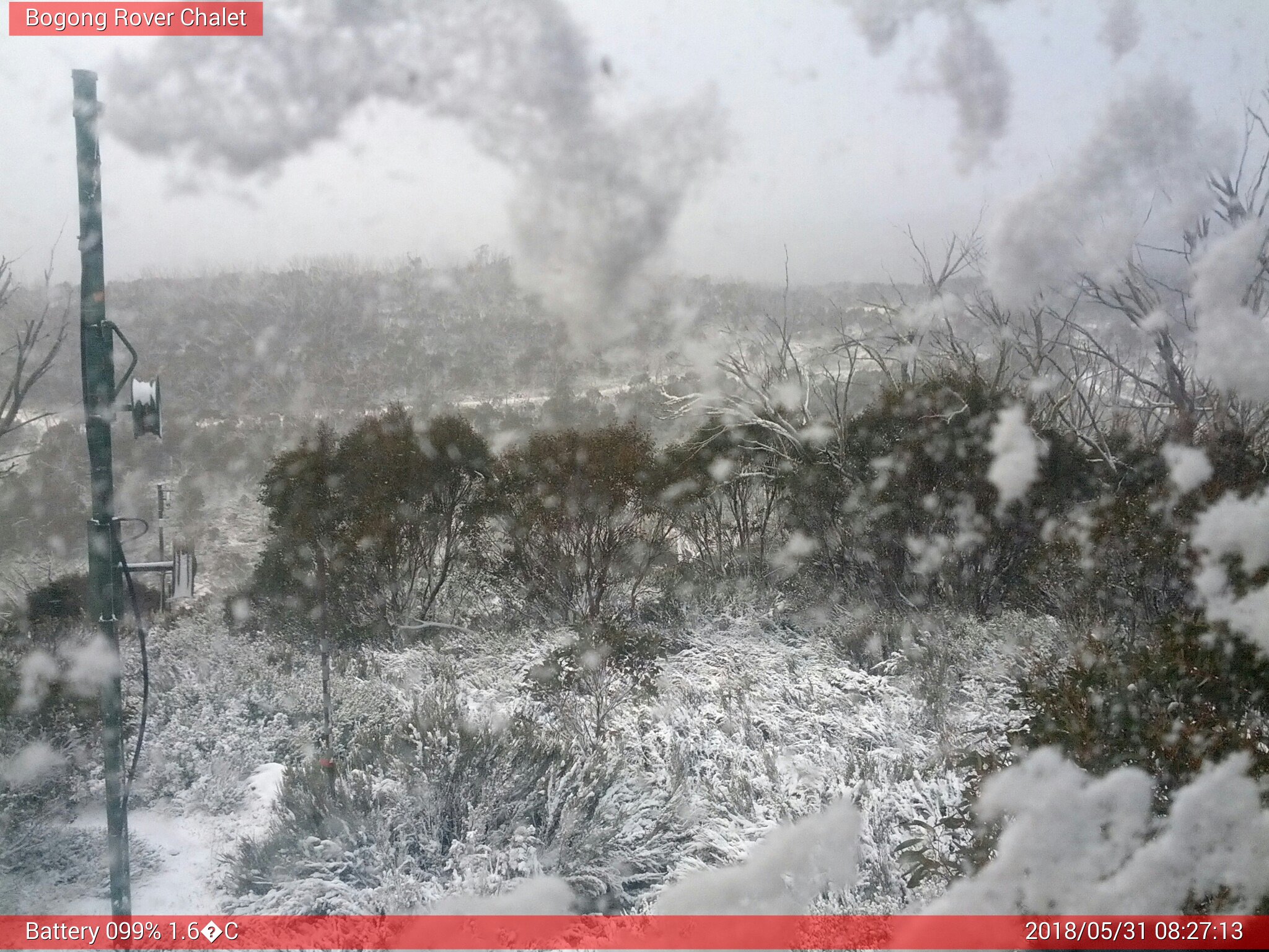 Bogong Web Cam 8:27am Thursday 31st of May 2018