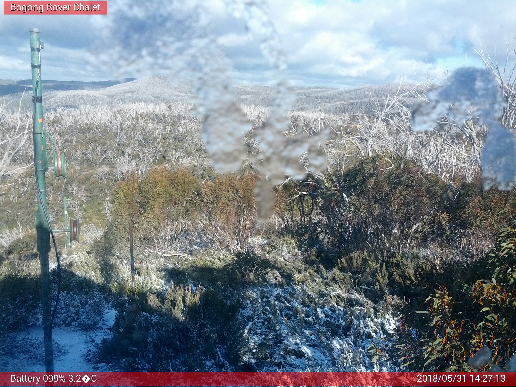 Bogong Web Cam 2:27pm Thursday 31st of May 2018