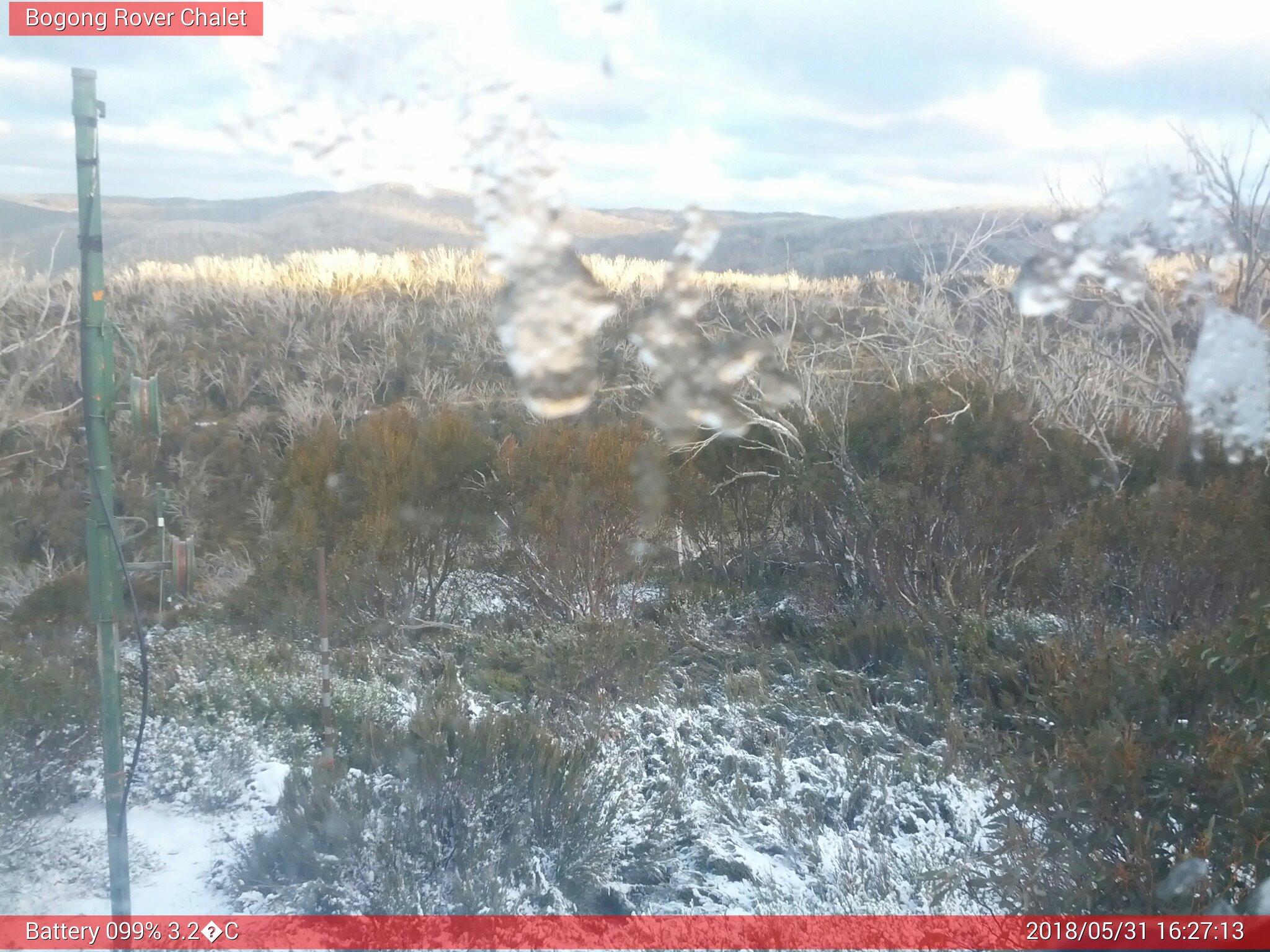 Bogong Web Cam 4:27pm Thursday 31st of May 2018