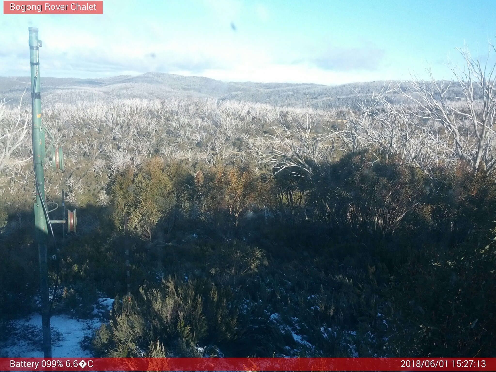 Bogong Web Cam 3:27pm Friday 1st of June 2018