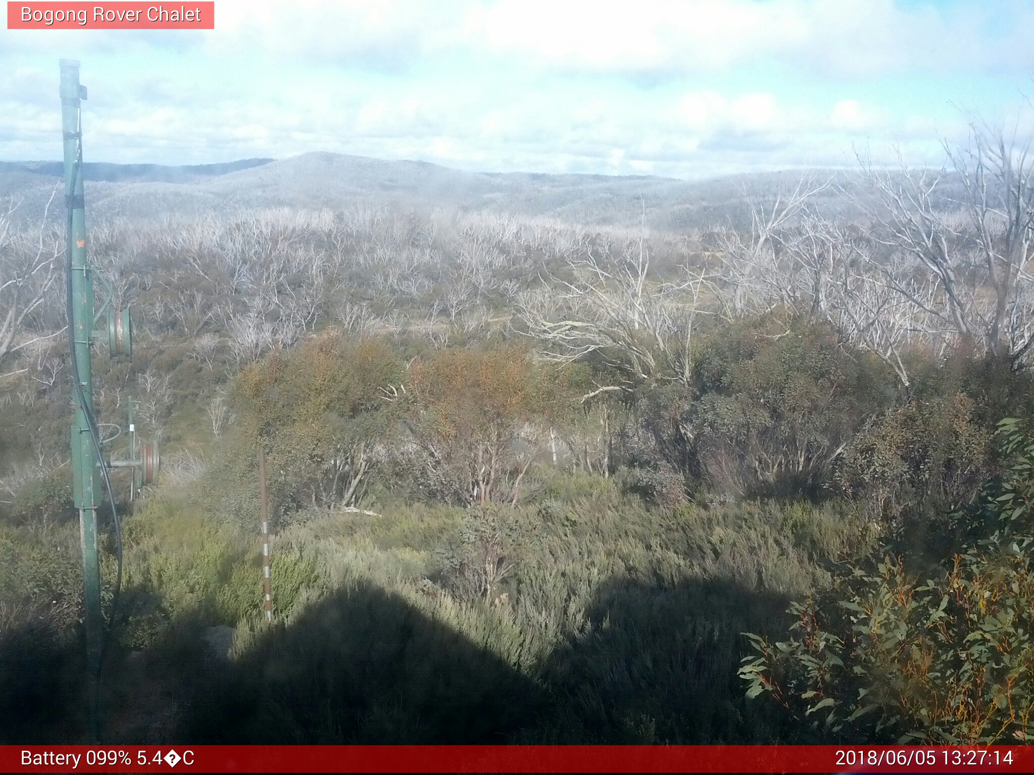 Bogong Web Cam 1:27pm Tuesday 5th of June 2018