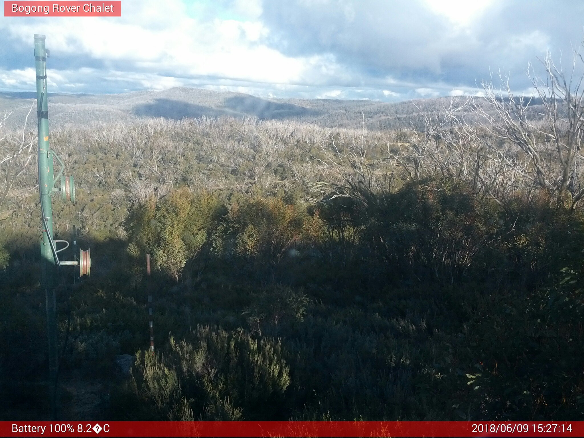 Bogong Web Cam 3:27pm Saturday 9th of June 2018