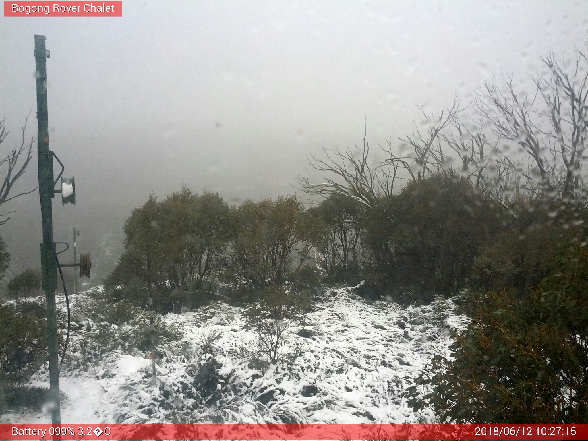 Bogong Web Cam 10:27am Tuesday 12th of June 2018