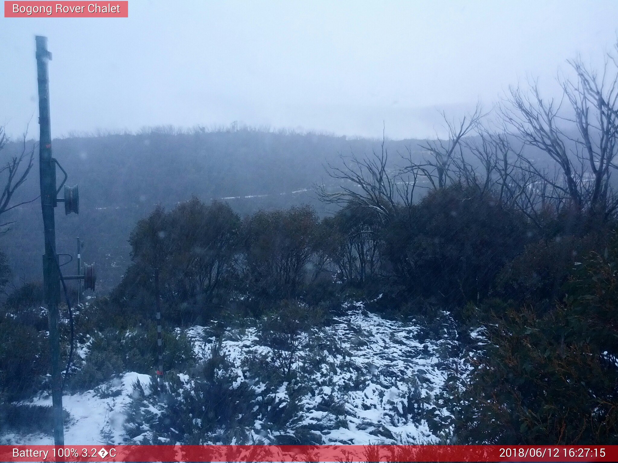 Bogong Web Cam 4:27pm Tuesday 12th of June 2018