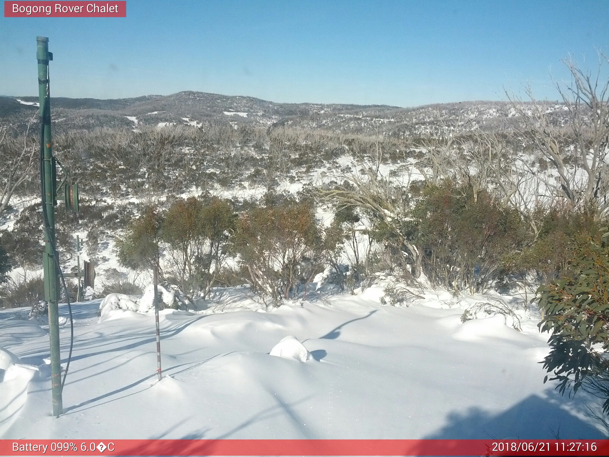 Bogong Web Cam 11:27am Thursday 21st of June 2018