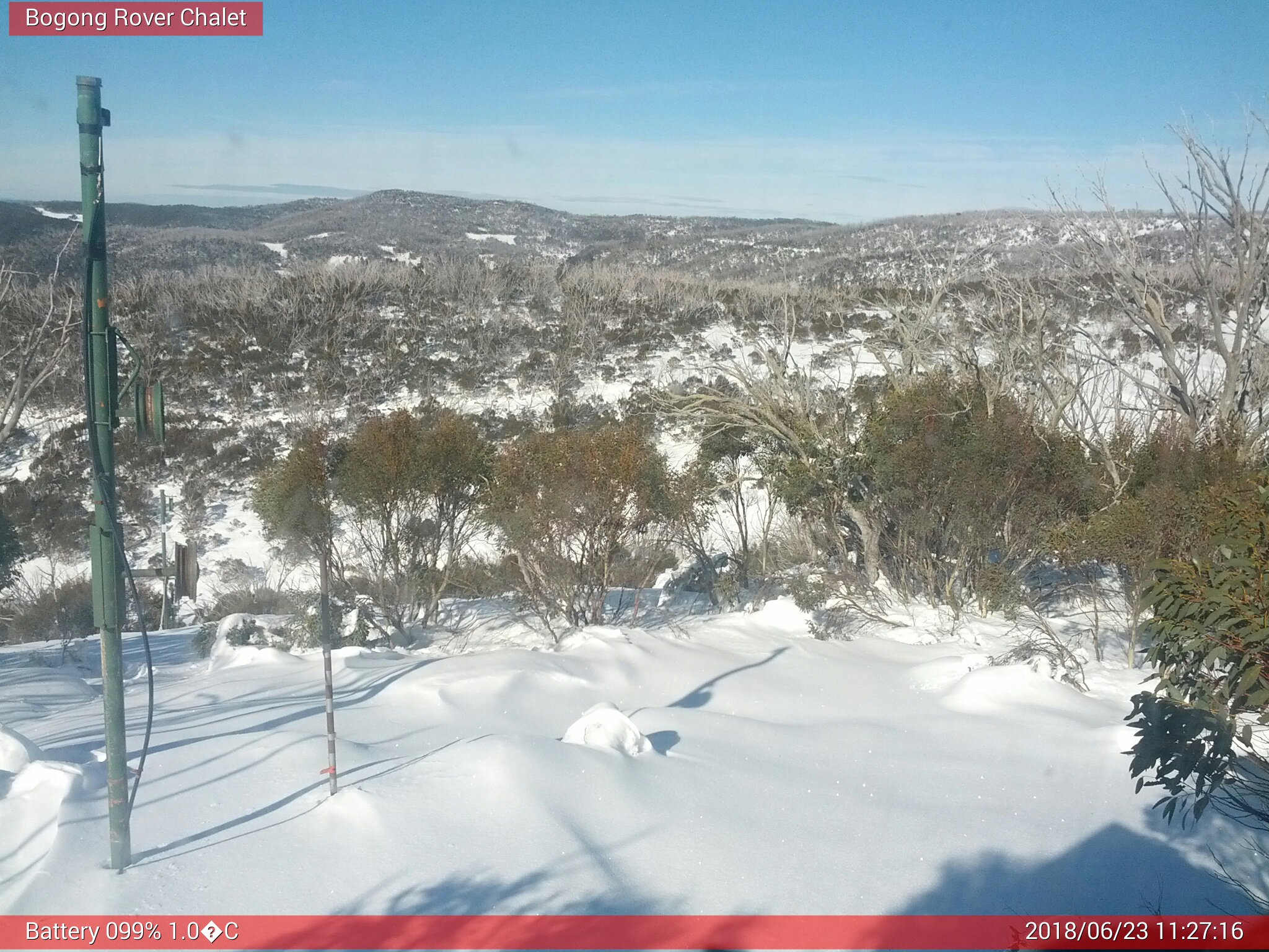 Bogong Web Cam 11:27am Saturday 23rd of June 2018