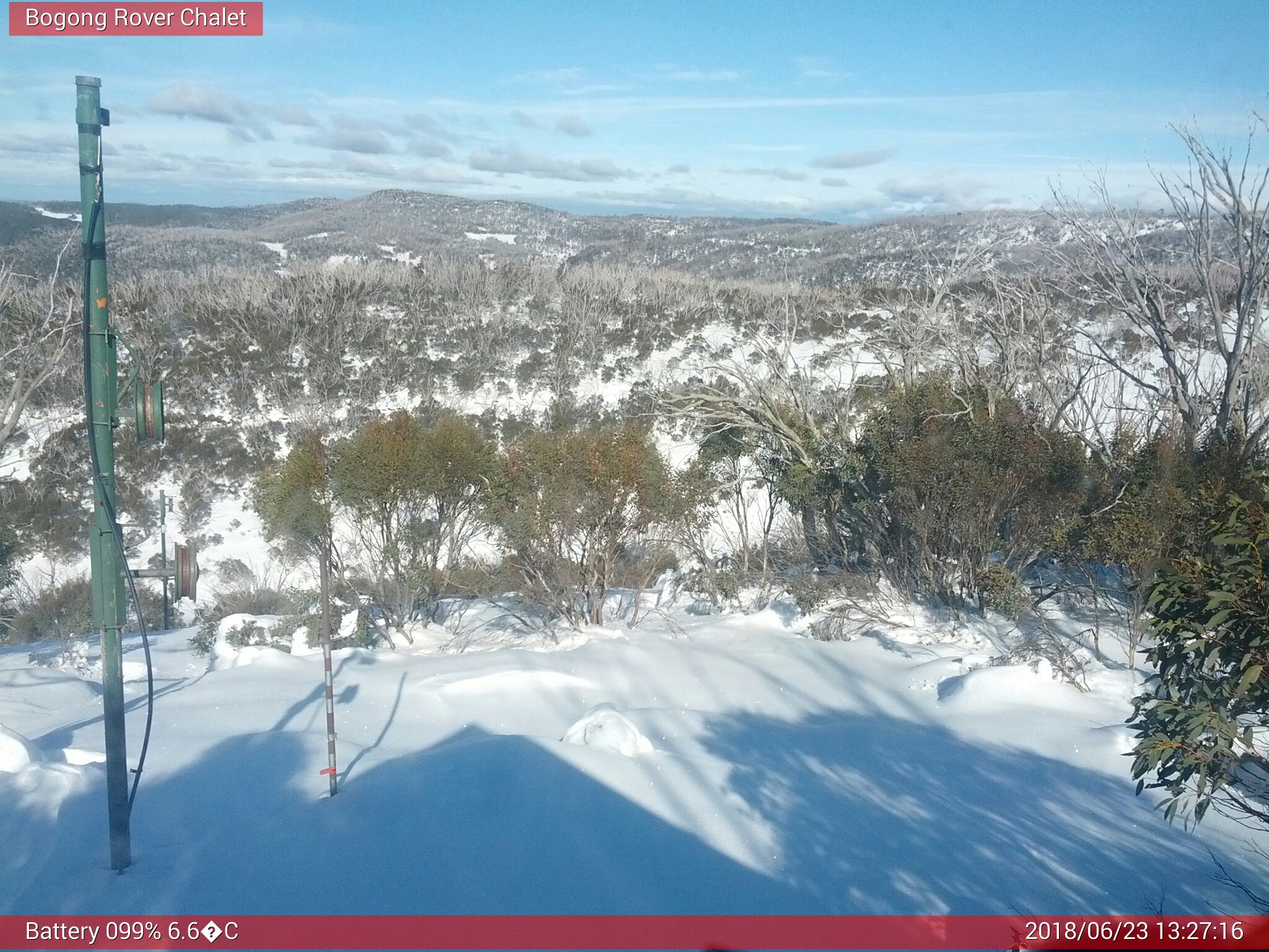 Bogong Web Cam 1:27pm Saturday 23rd of June 2018