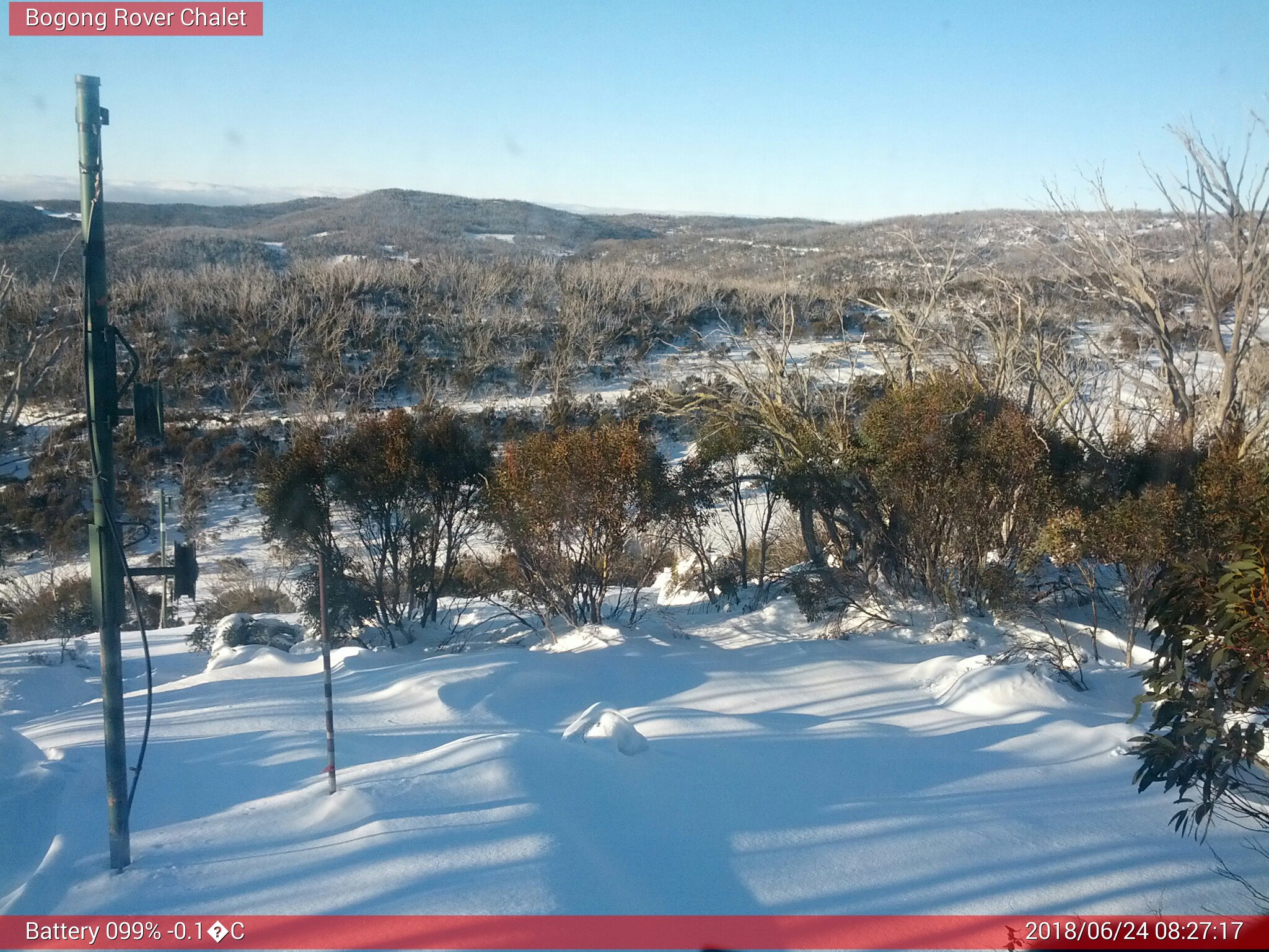 Bogong Web Cam 8:27am Sunday 24th of June 2018