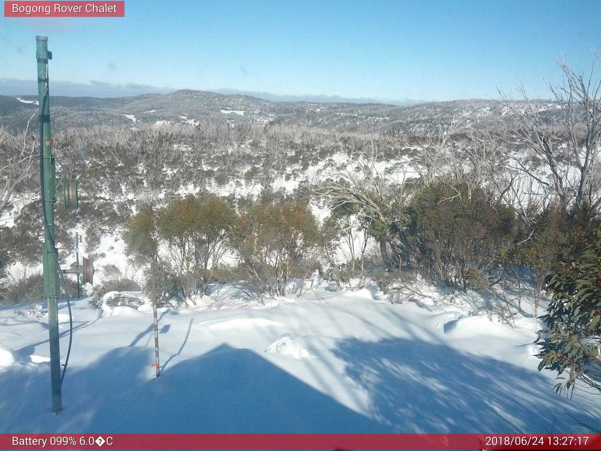 Bogong Web Cam 1:27pm Sunday 24th of June 2018