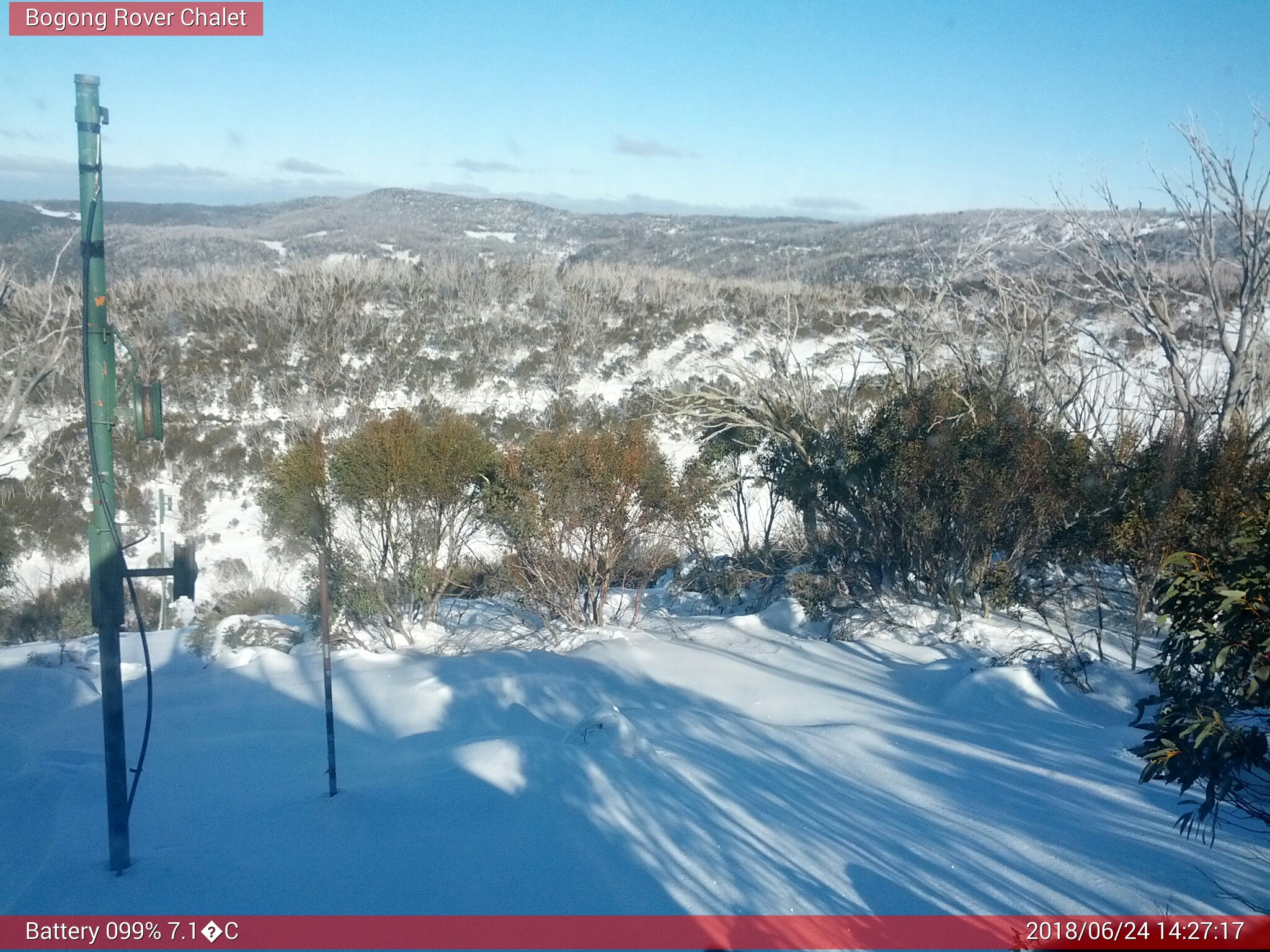 Bogong Web Cam 2:27pm Sunday 24th of June 2018