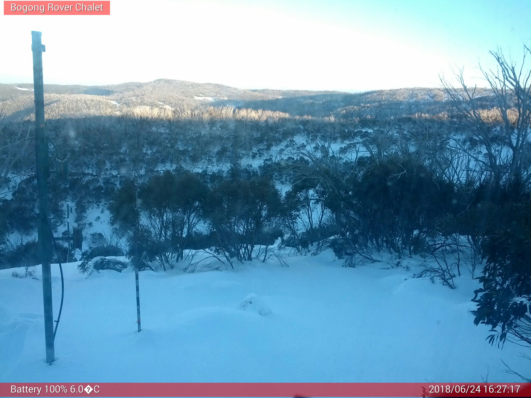 Bogong Web Cam 4:27pm Sunday 24th of June 2018