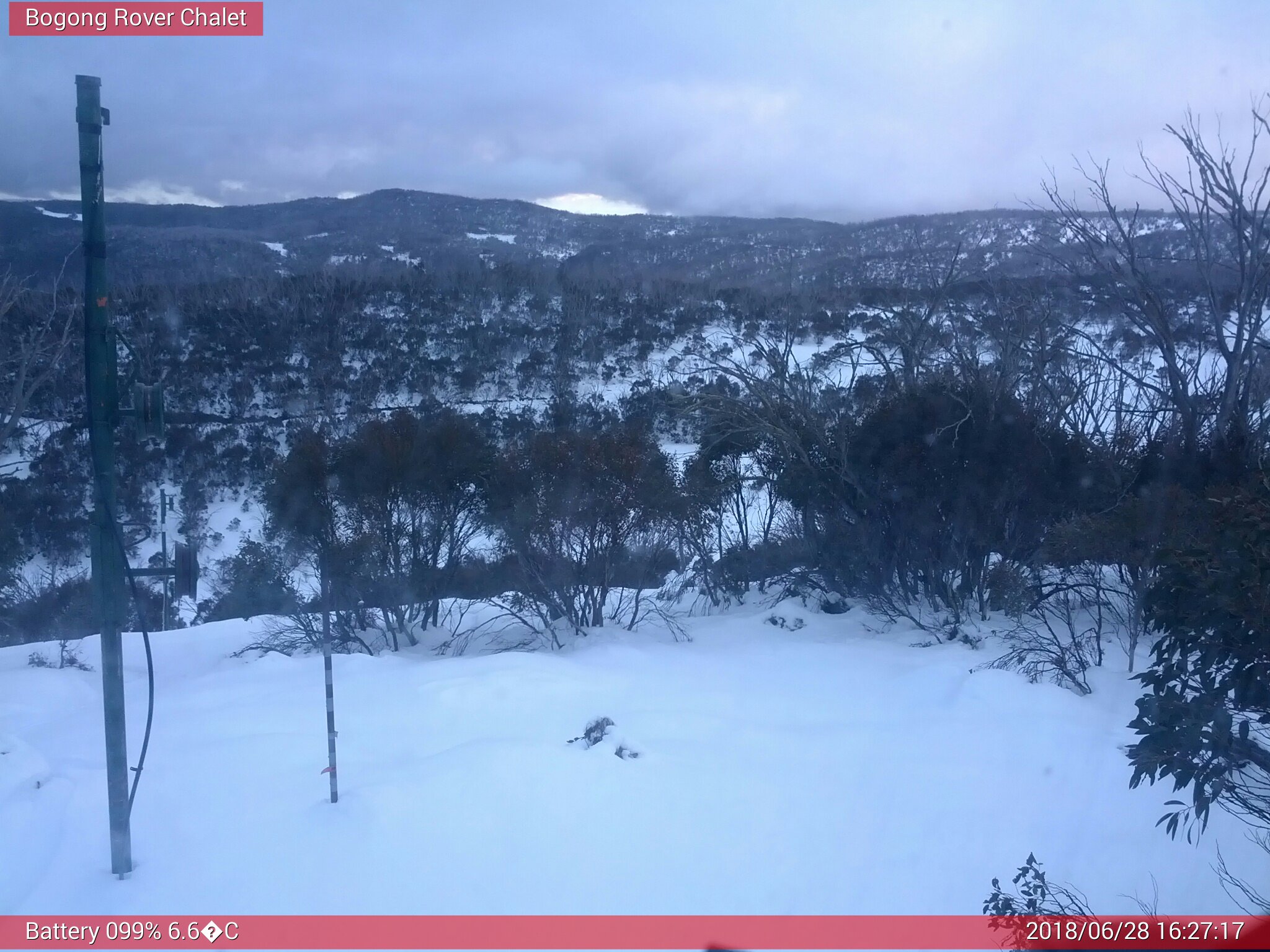 Bogong Web Cam 4:27pm Thursday 28th of June 2018