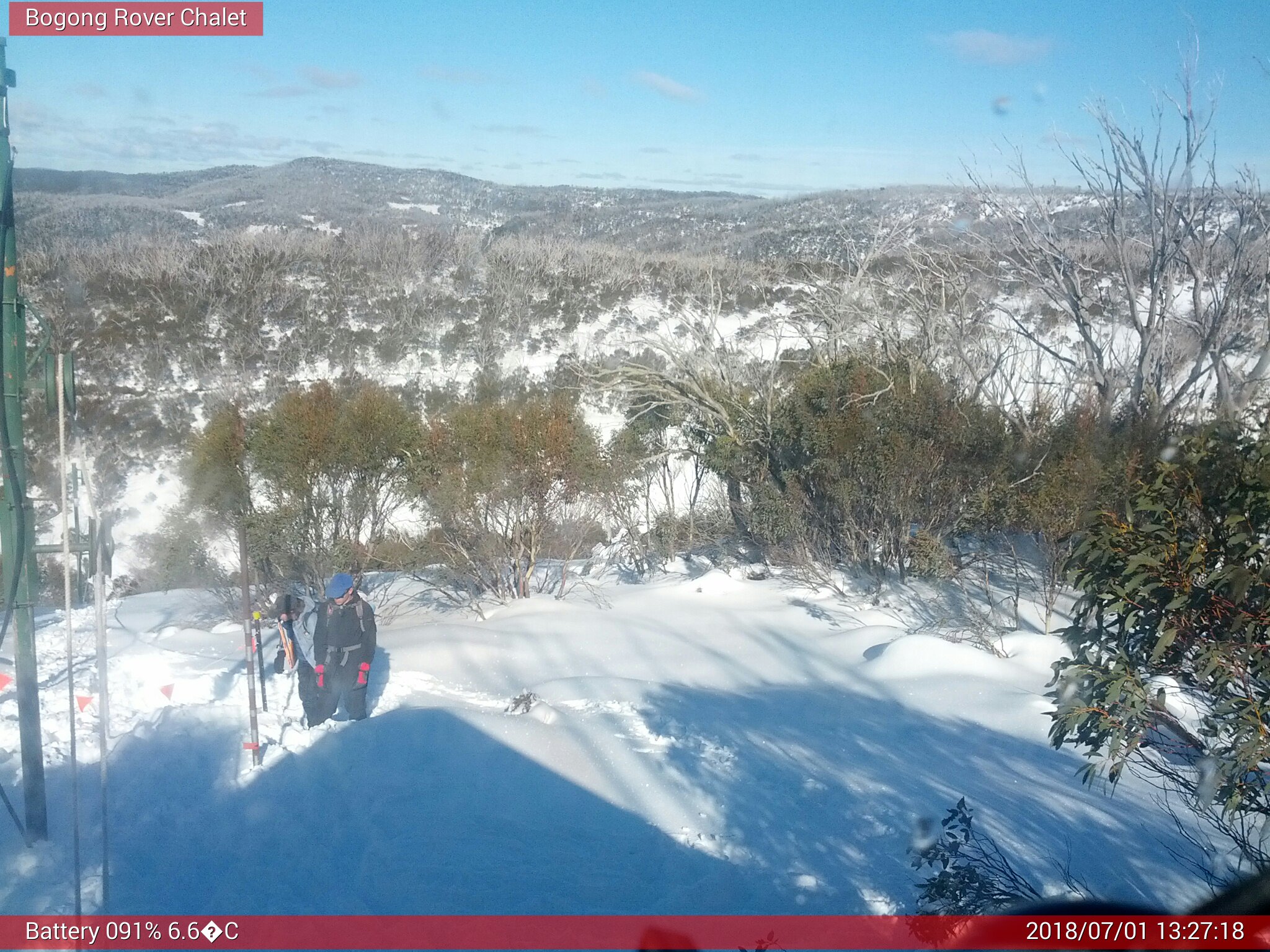 Bogong Web Cam 1:27pm Sunday 1st of July 2018