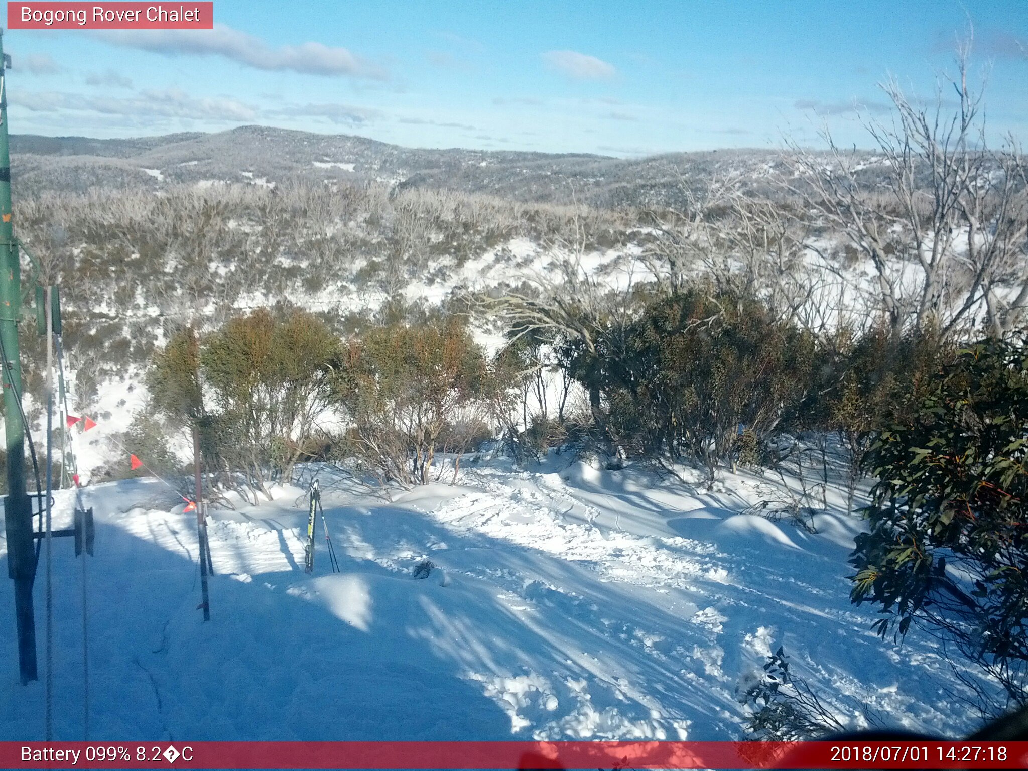 Bogong Web Cam 2:27pm Sunday 1st of July 2018