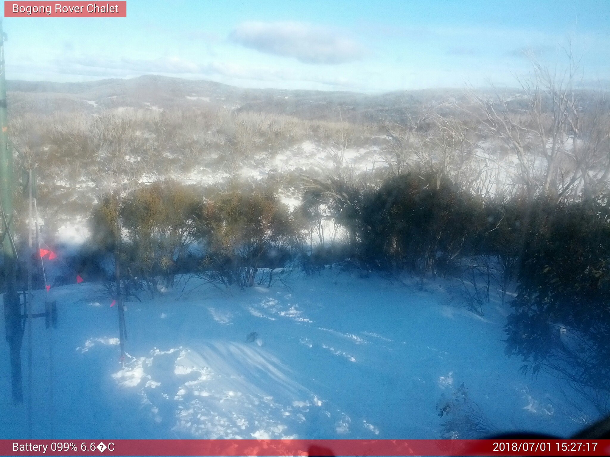 Bogong Web Cam 3:27pm Sunday 1st of July 2018