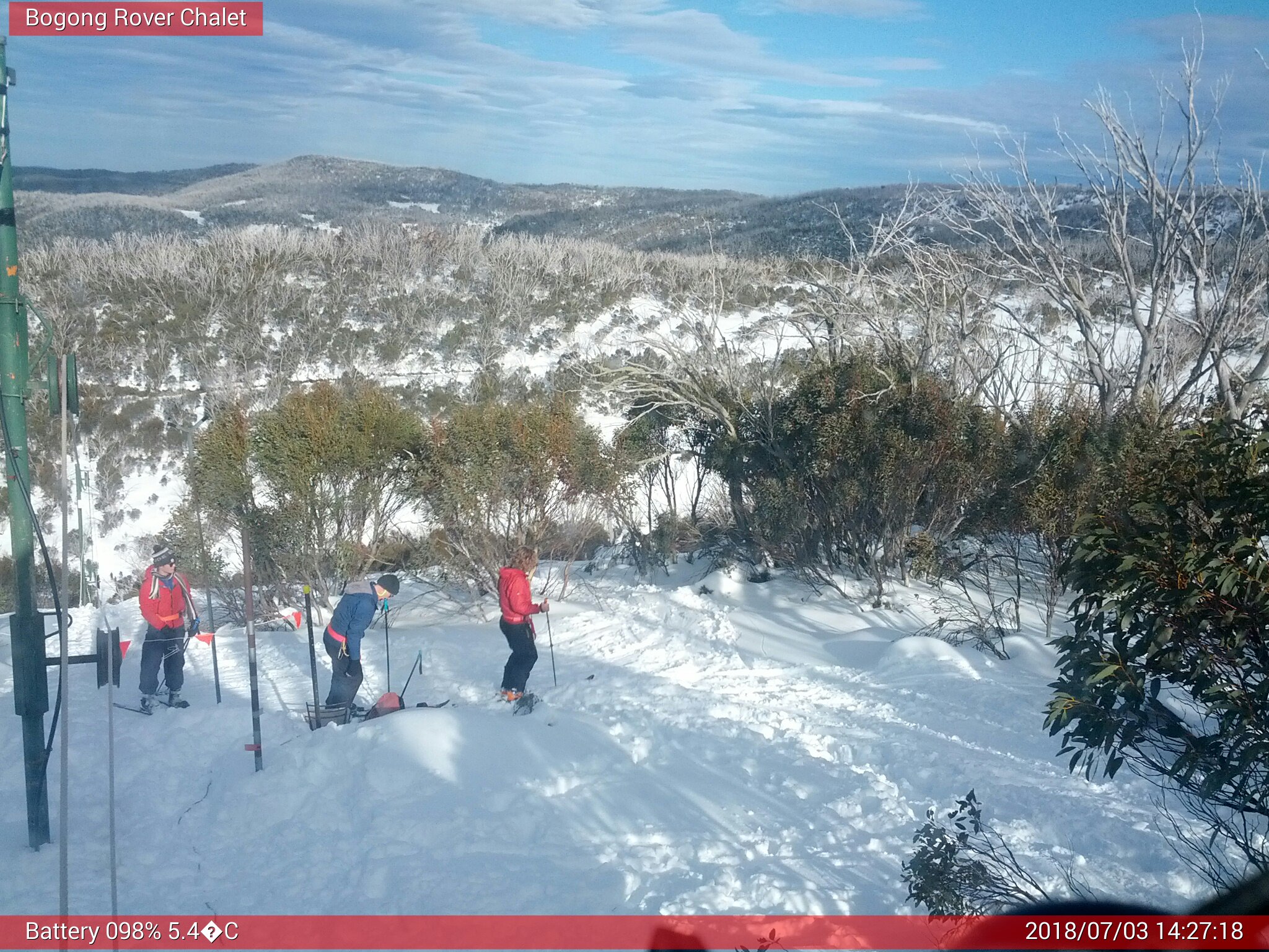 Bogong Web Cam 2:27pm Tuesday 3rd of July 2018