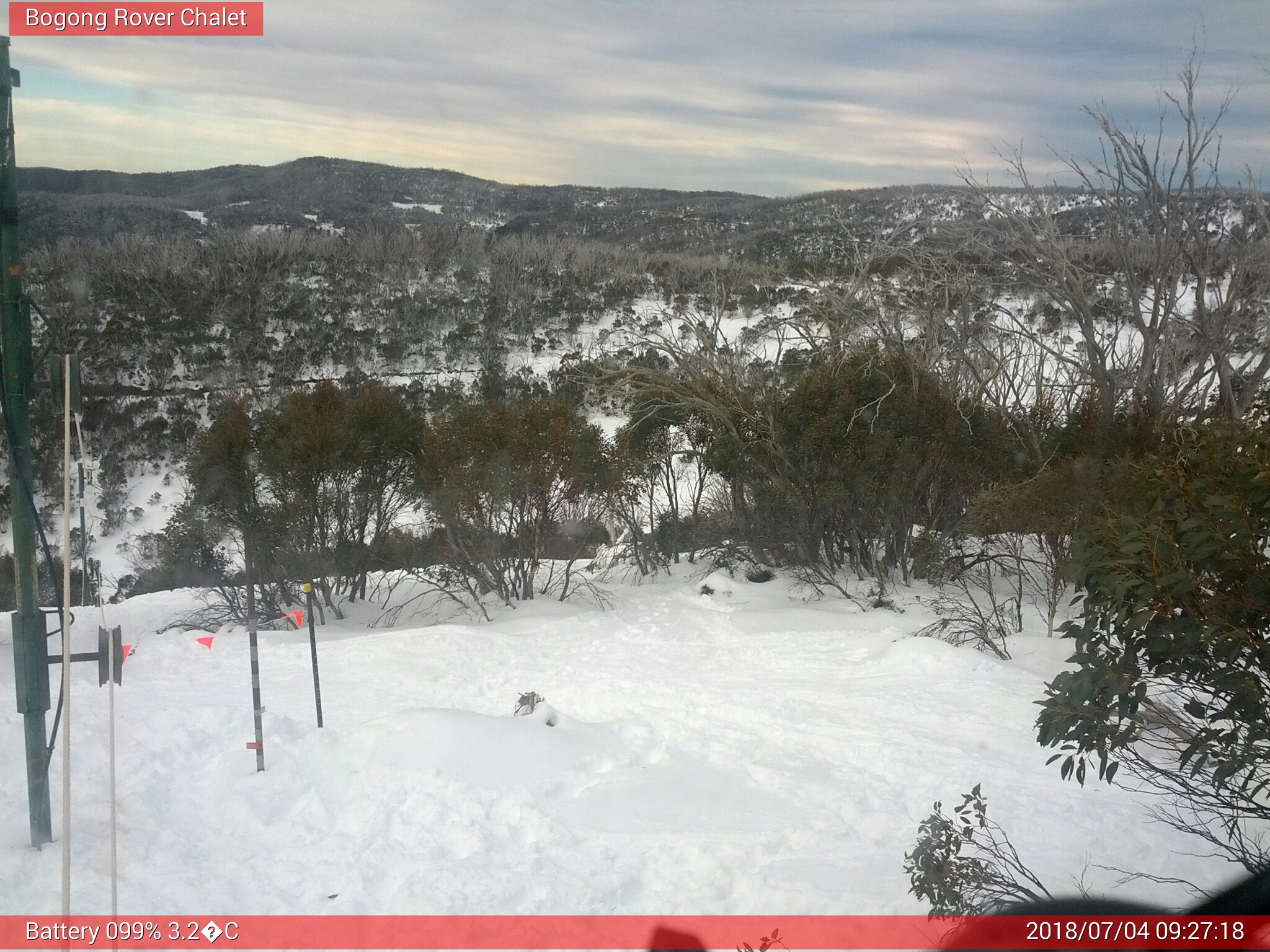 Bogong Web Cam 9:27am Wednesday 4th of July 2018