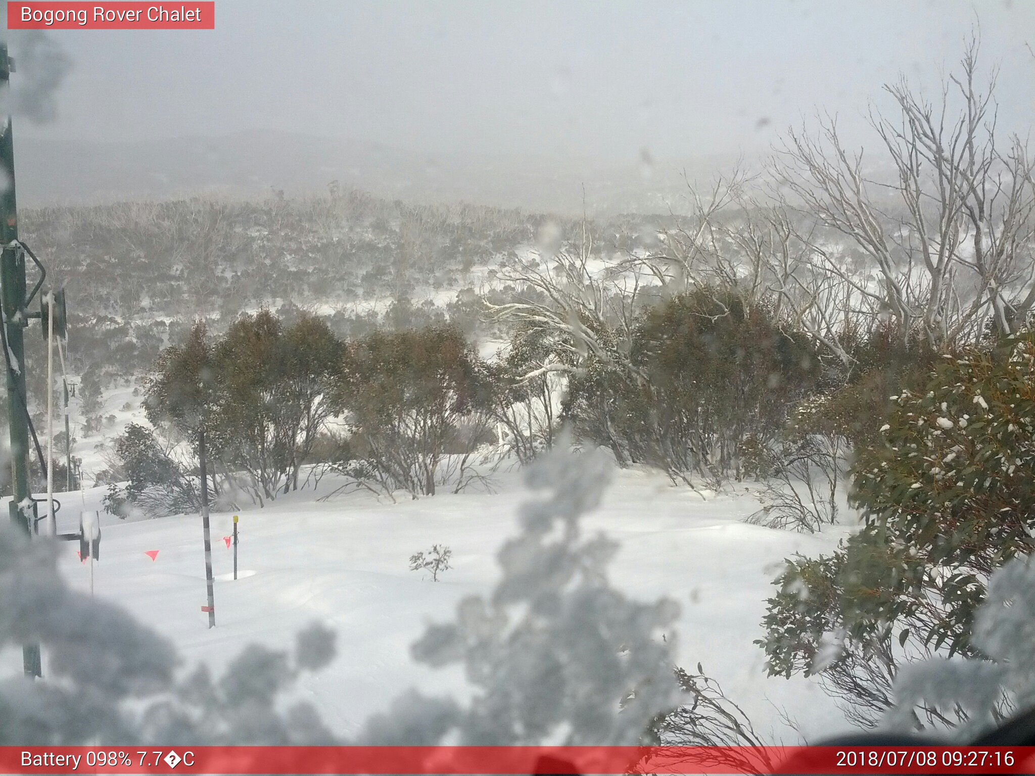 Bogong Web Cam 9:27am Sunday 8th of July 2018