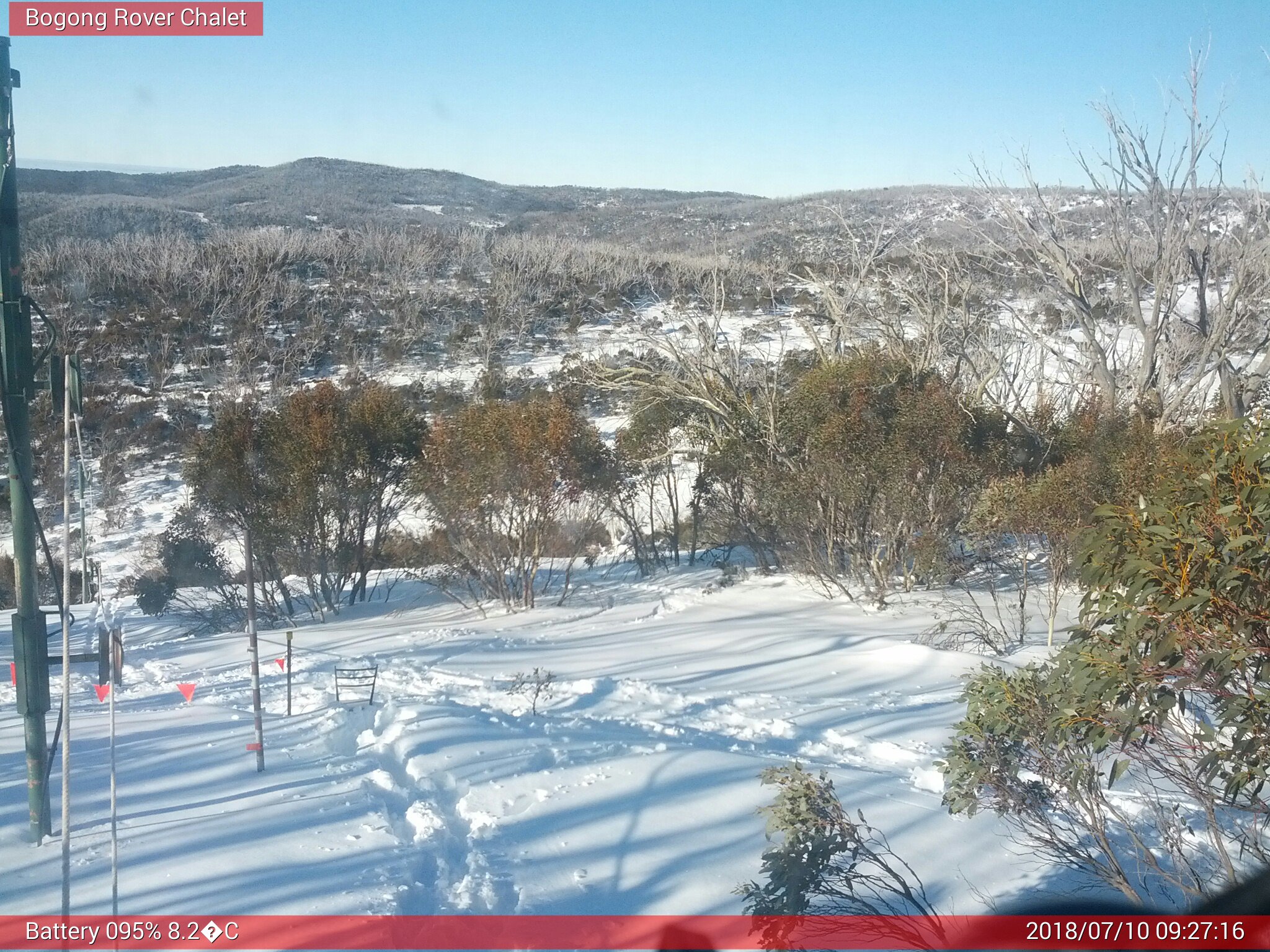 Bogong Web Cam 9:27am Tuesday 10th of July 2018