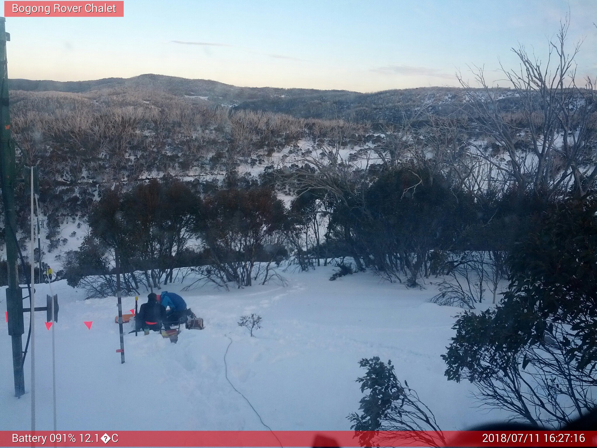 Bogong Web Cam 4:27pm Wednesday 11th of July 2018