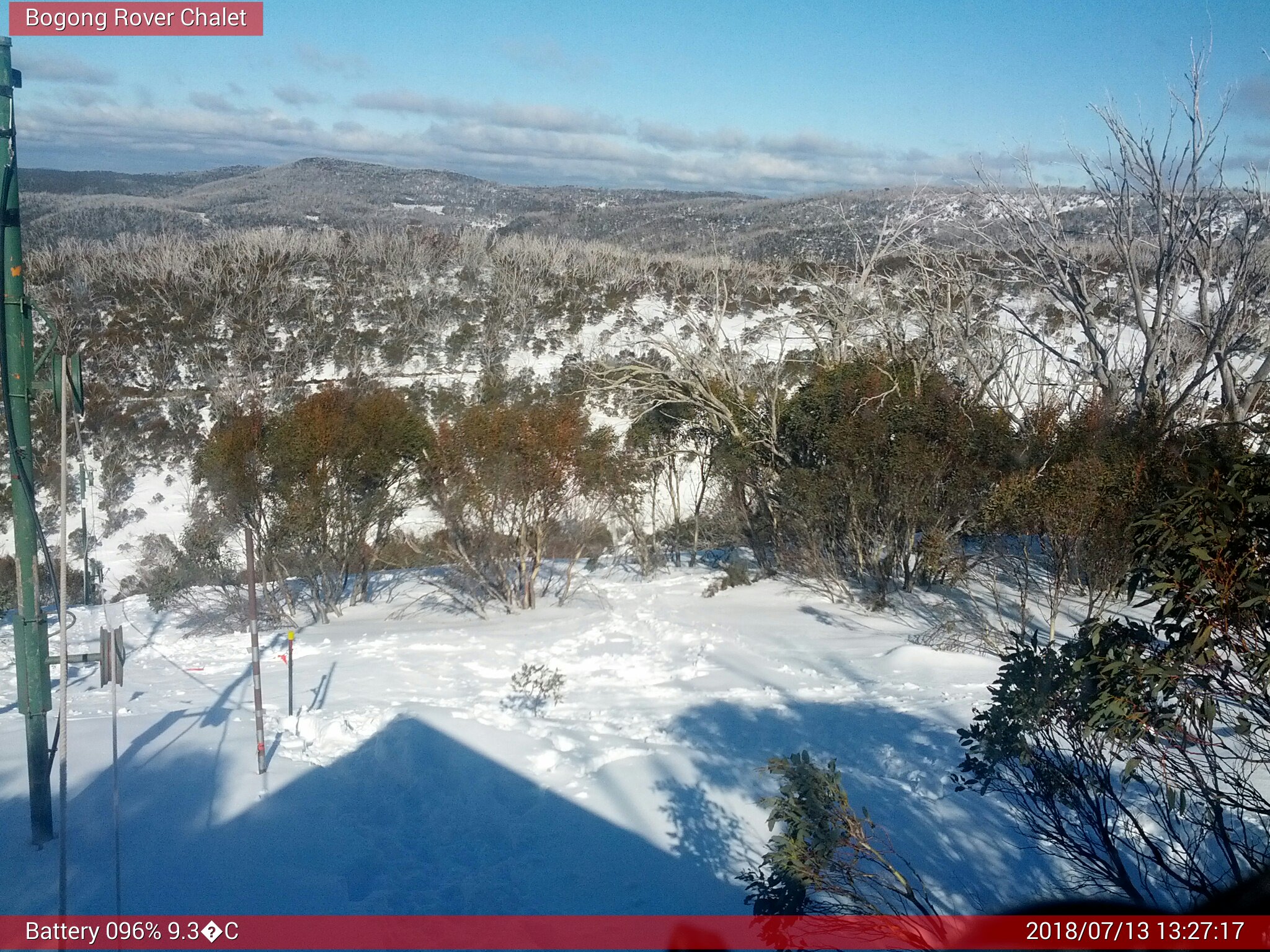 Bogong Web Cam 1:27pm Friday 13th of July 2018