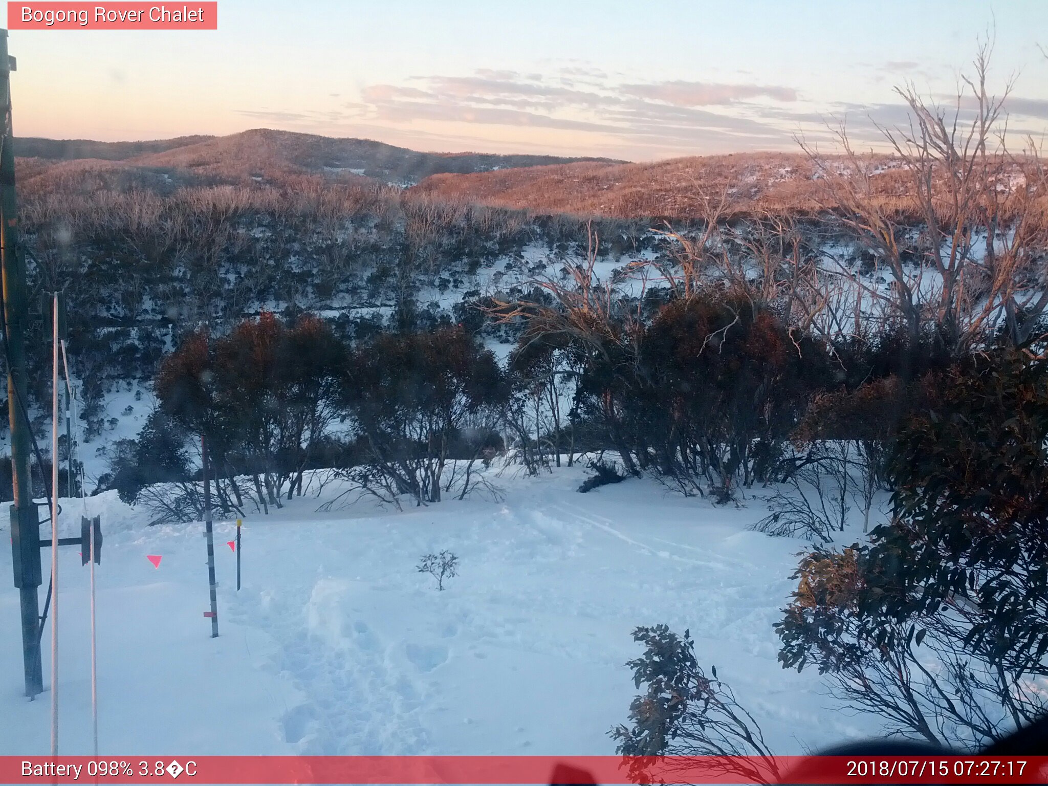 Bogong Web Cam 7:27am Sunday 15th of July 2018