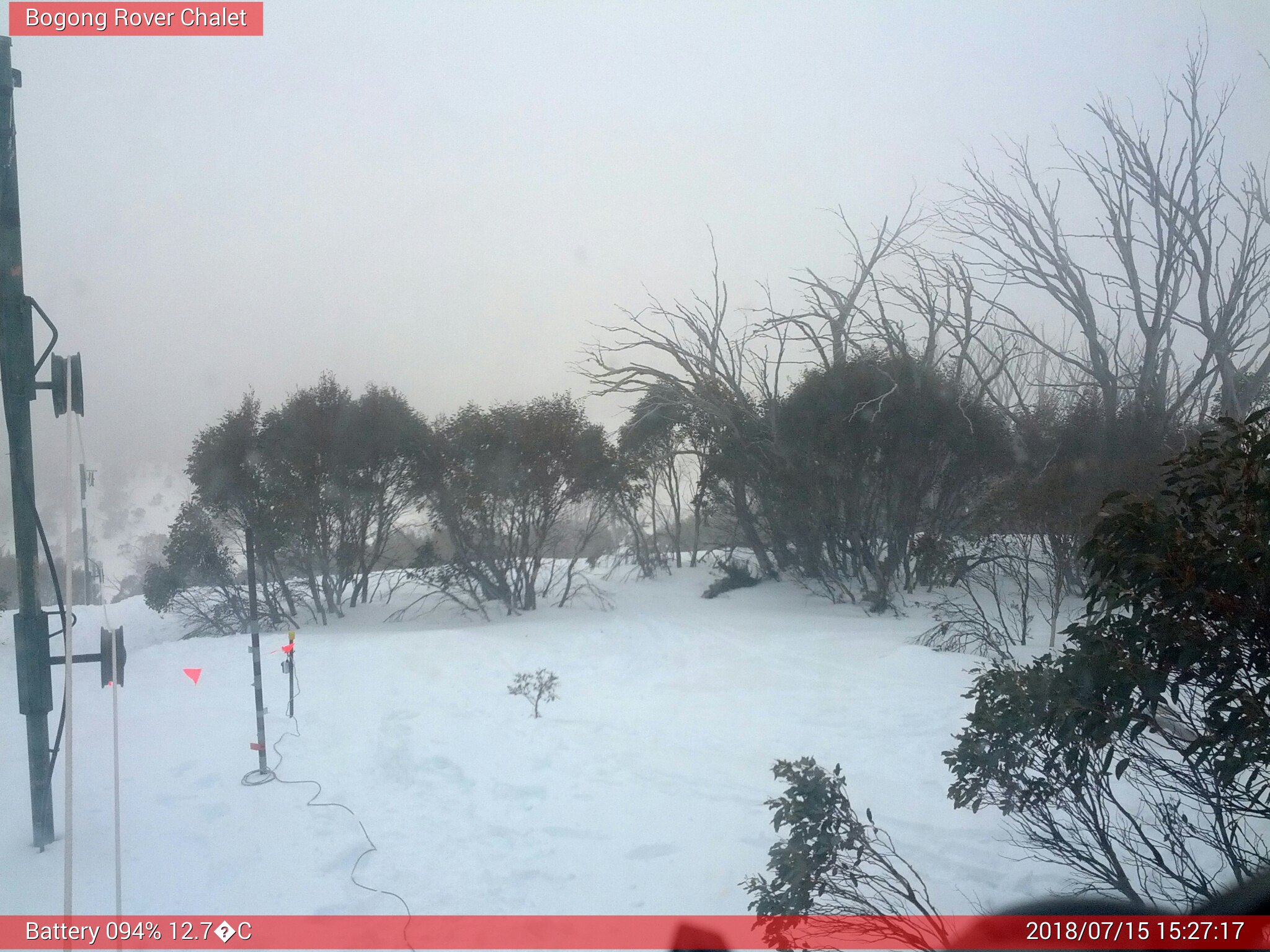 Bogong Web Cam 3:27pm Sunday 15th of July 2018