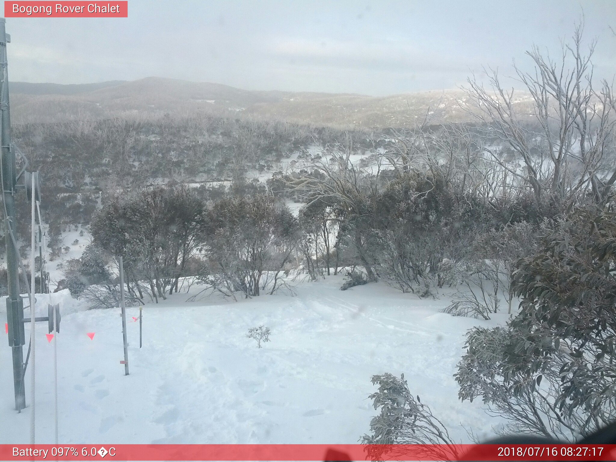 Bogong Web Cam 8:27am Monday 16th of July 2018