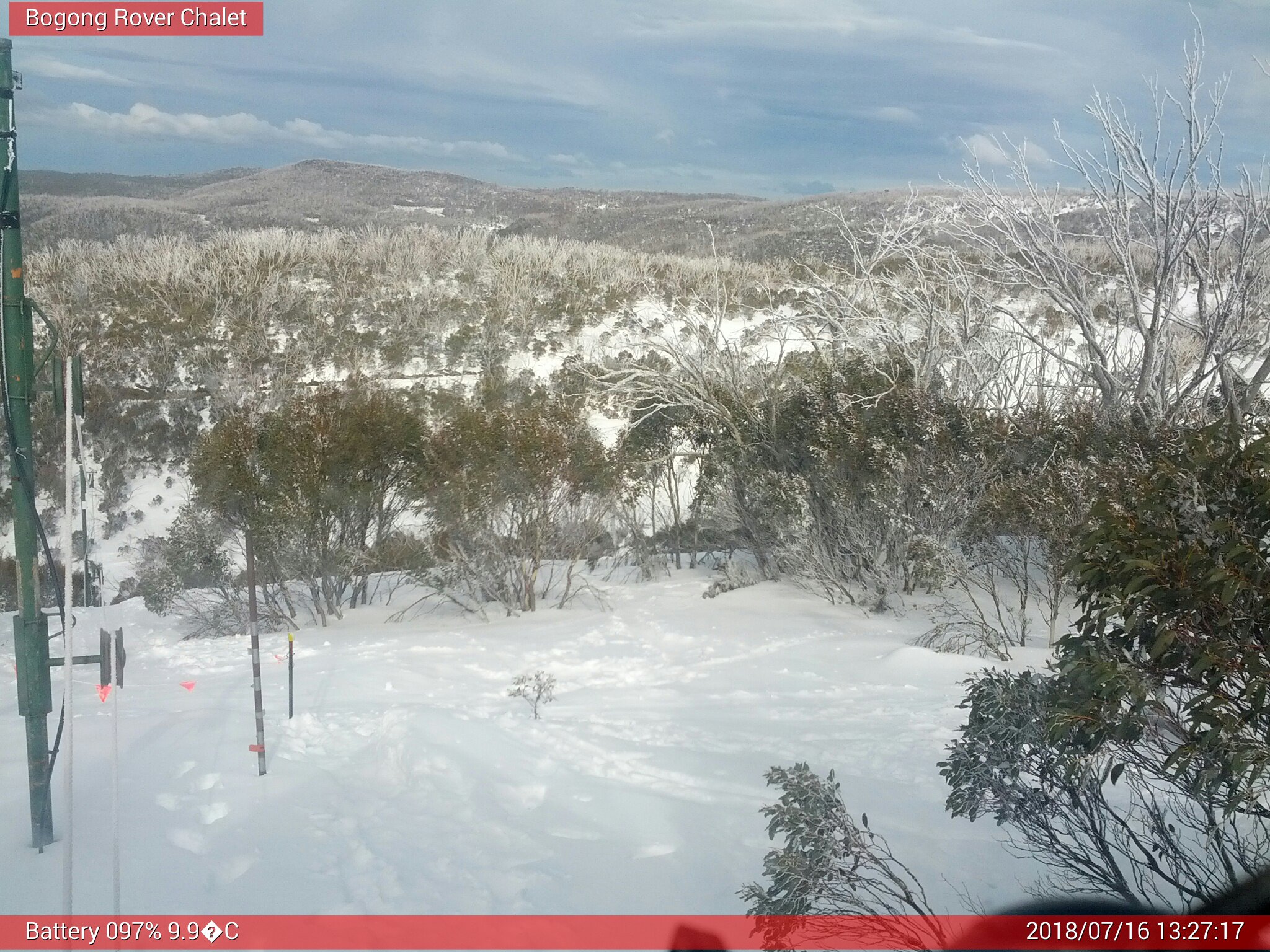 Bogong Web Cam 1:27pm Monday 16th of July 2018