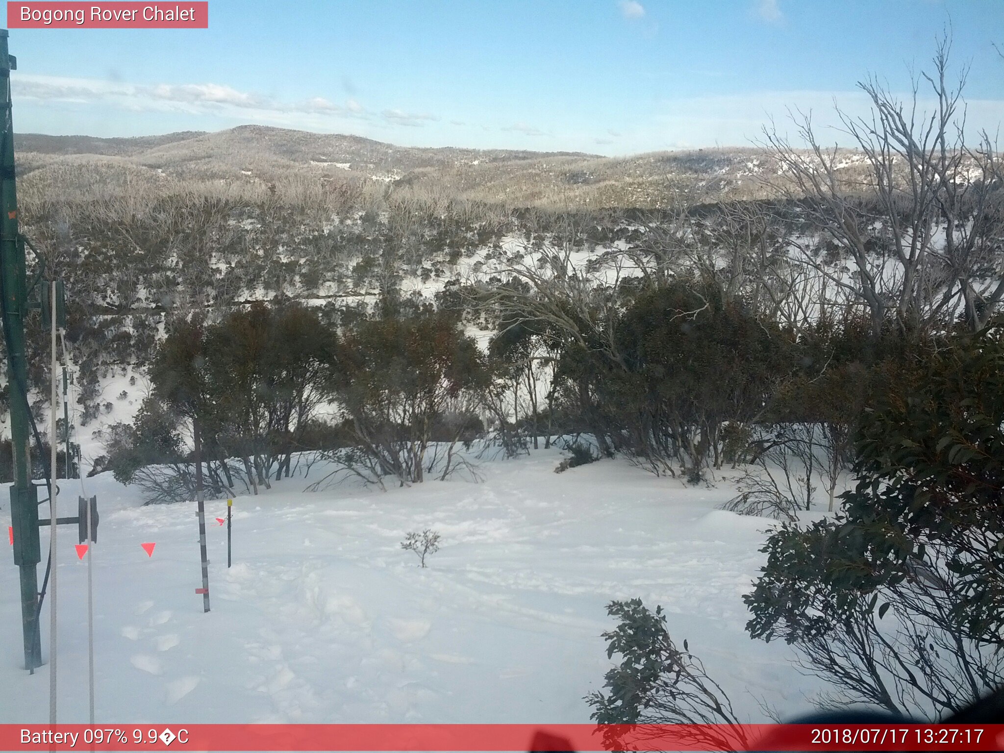 Bogong Web Cam 1:27pm Tuesday 17th of July 2018