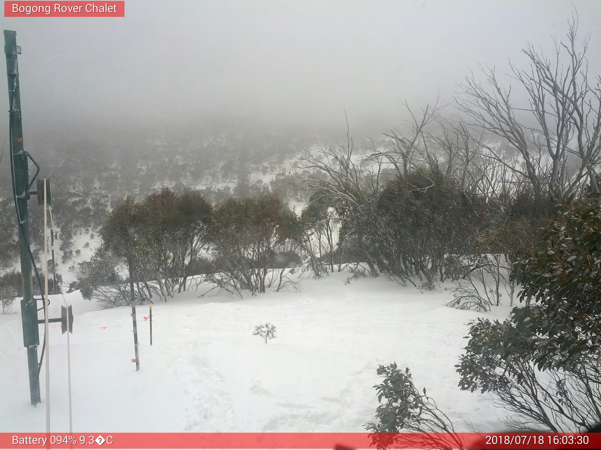 Bogong Web Cam 4:03pm Wednesday 18th of July 2018