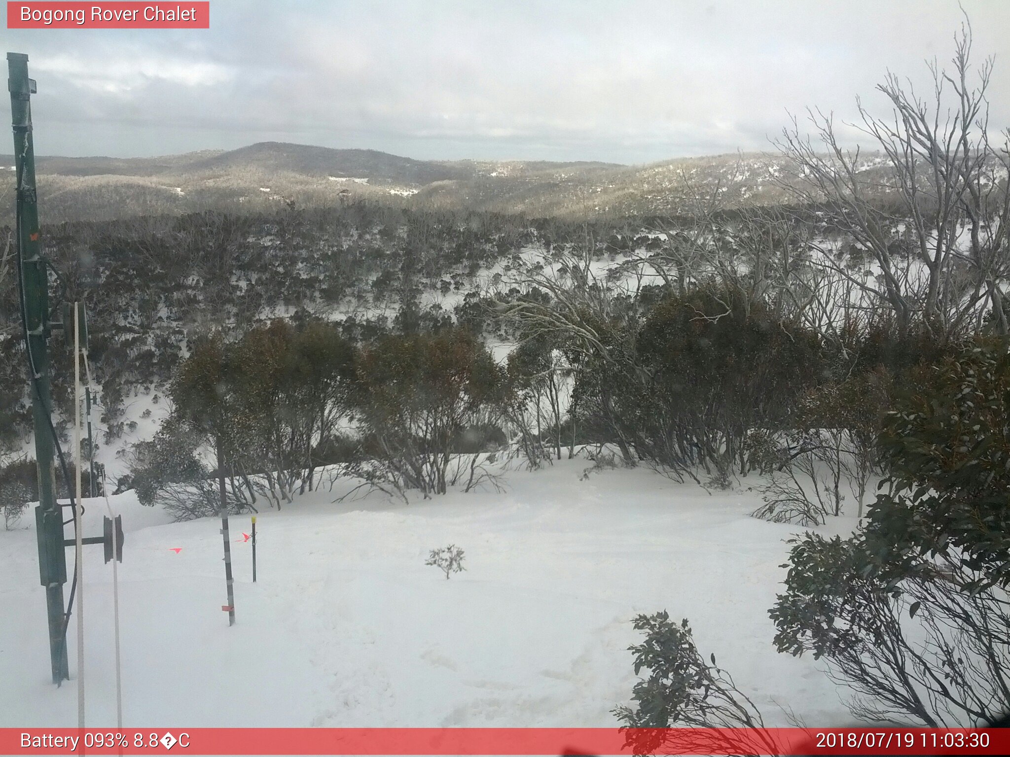 Bogong Web Cam 11:03am Thursday 19th of July 2018