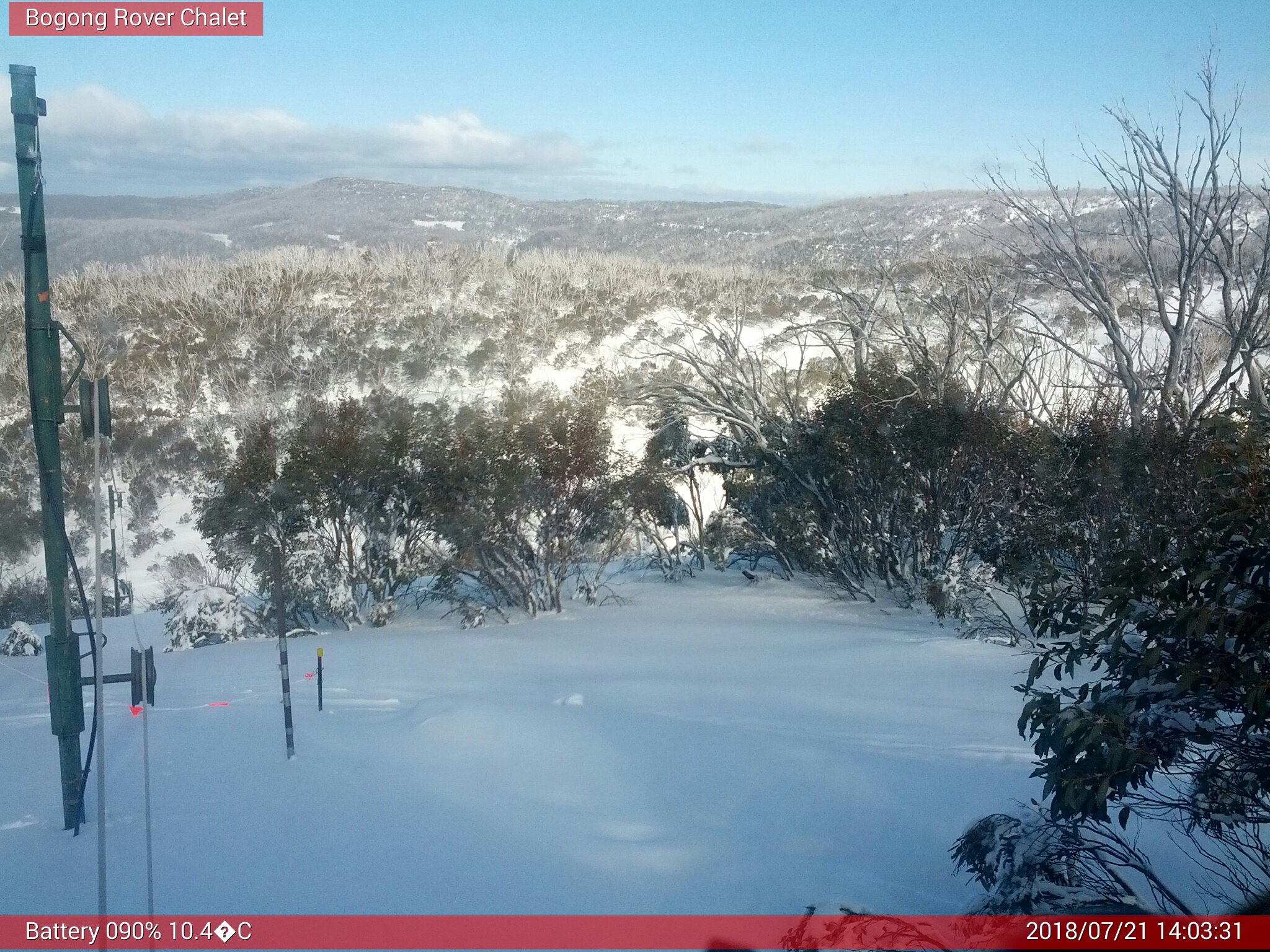 Bogong Web Cam 2:03pm Saturday 21st of July 2018