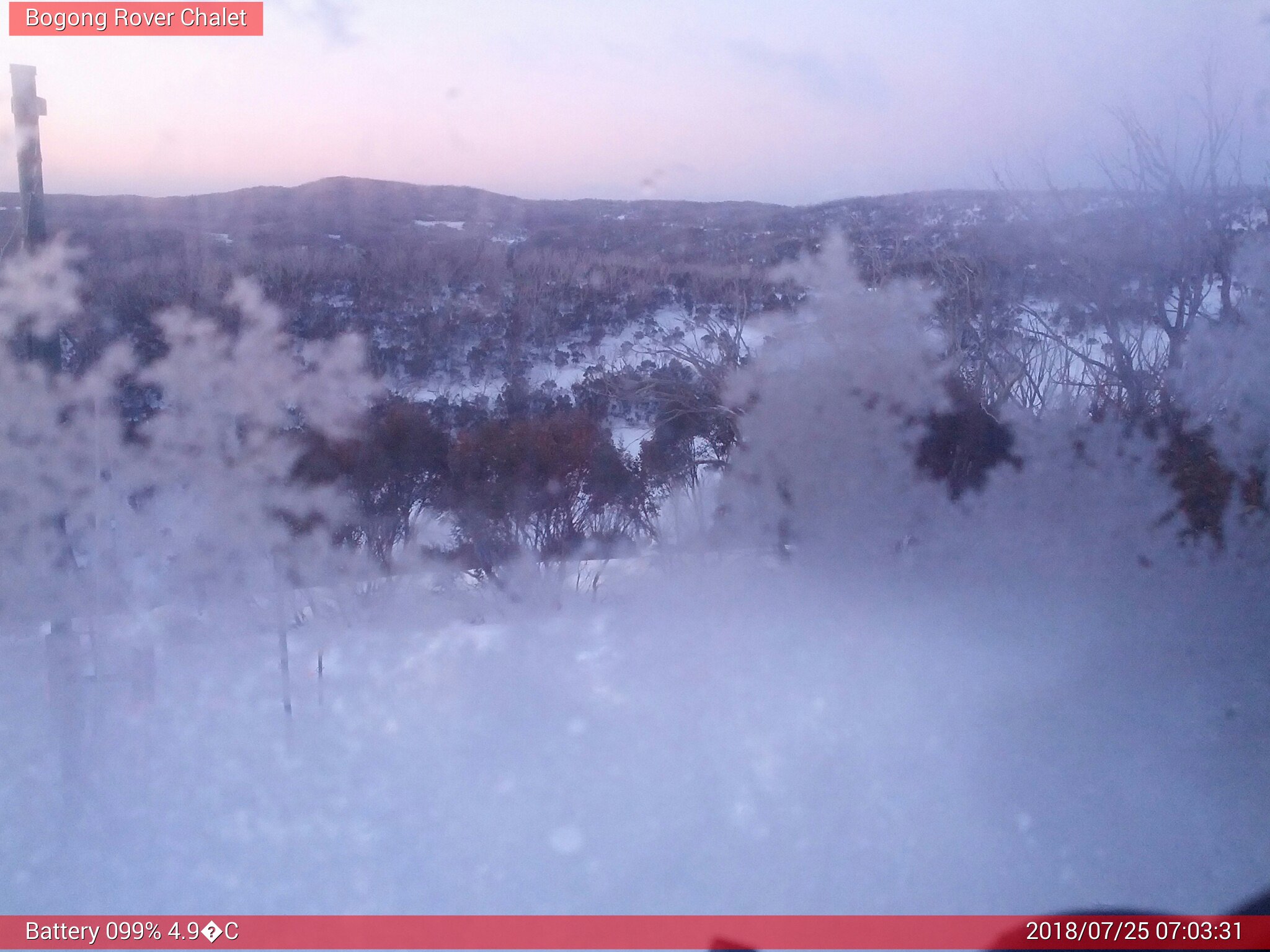 Bogong Web Cam 7:03am Wednesday 25th of July 2018