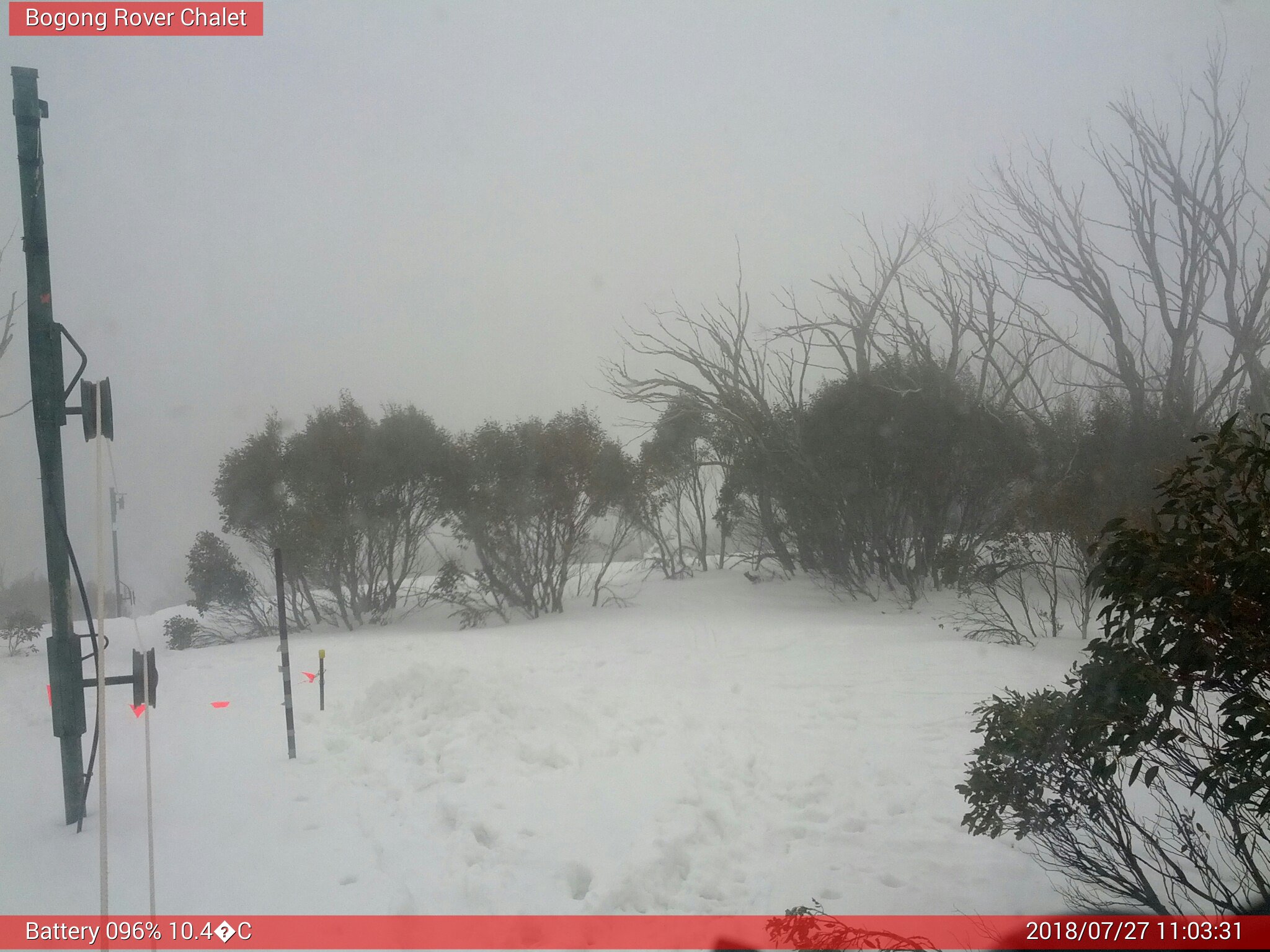 Bogong Web Cam 11:03am Friday 27th of July 2018