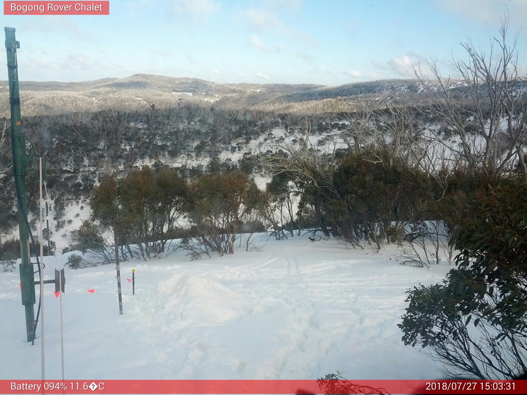 Bogong Web Cam 3:03pm Friday 27th of July 2018