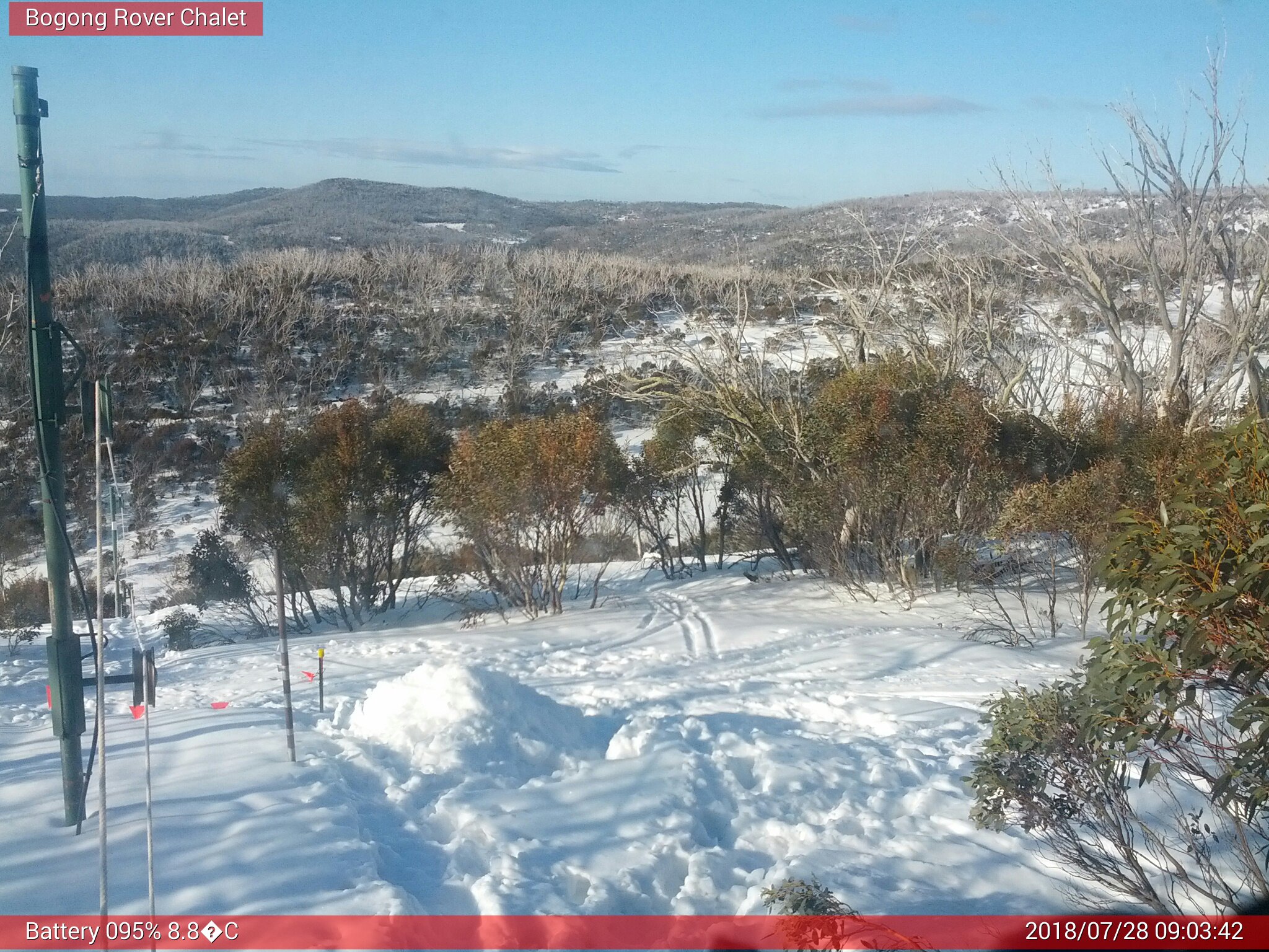 Bogong Web Cam 9:03am Saturday 28th of July 2018