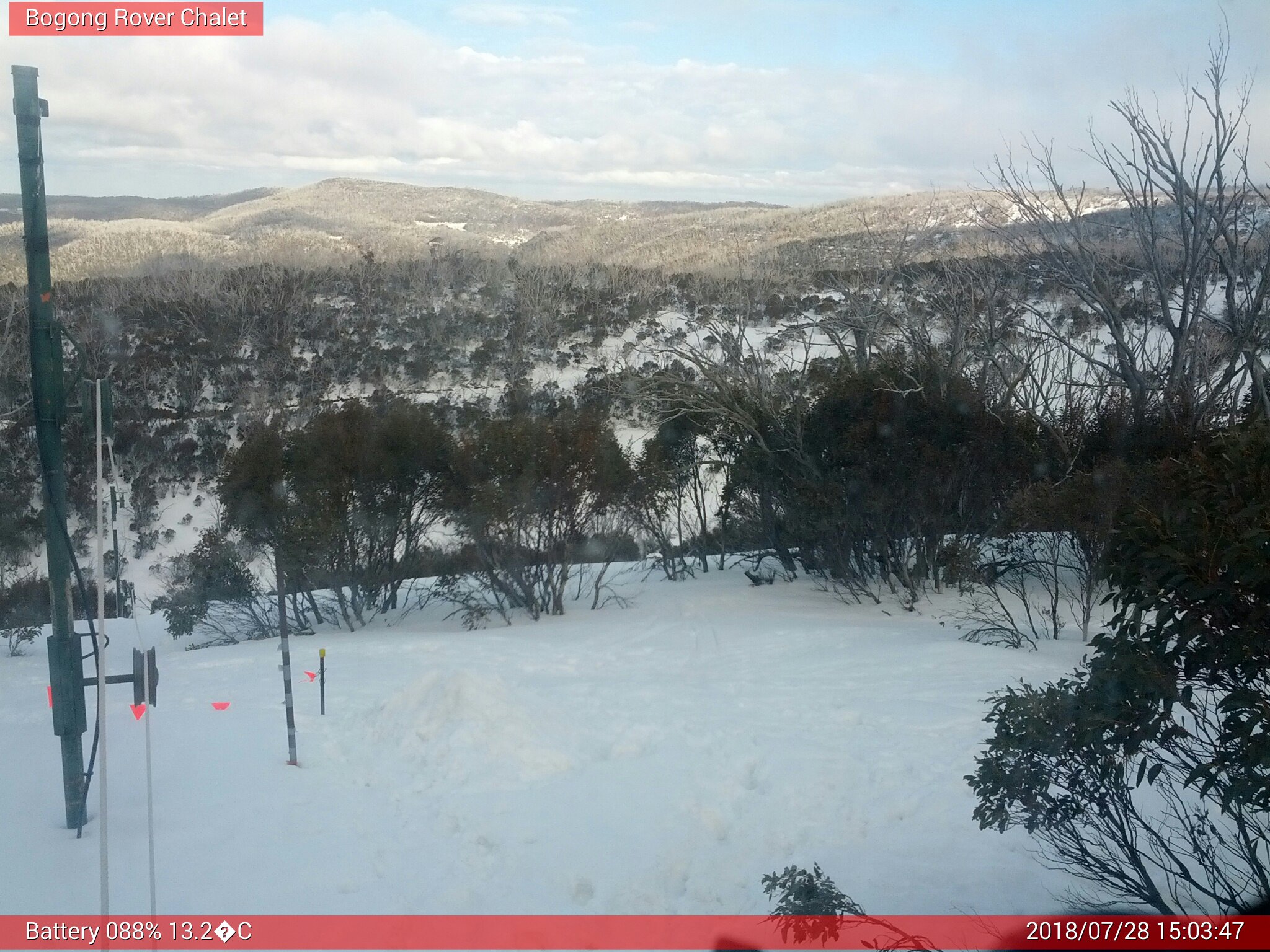 Bogong Web Cam 3:03pm Saturday 28th of July 2018