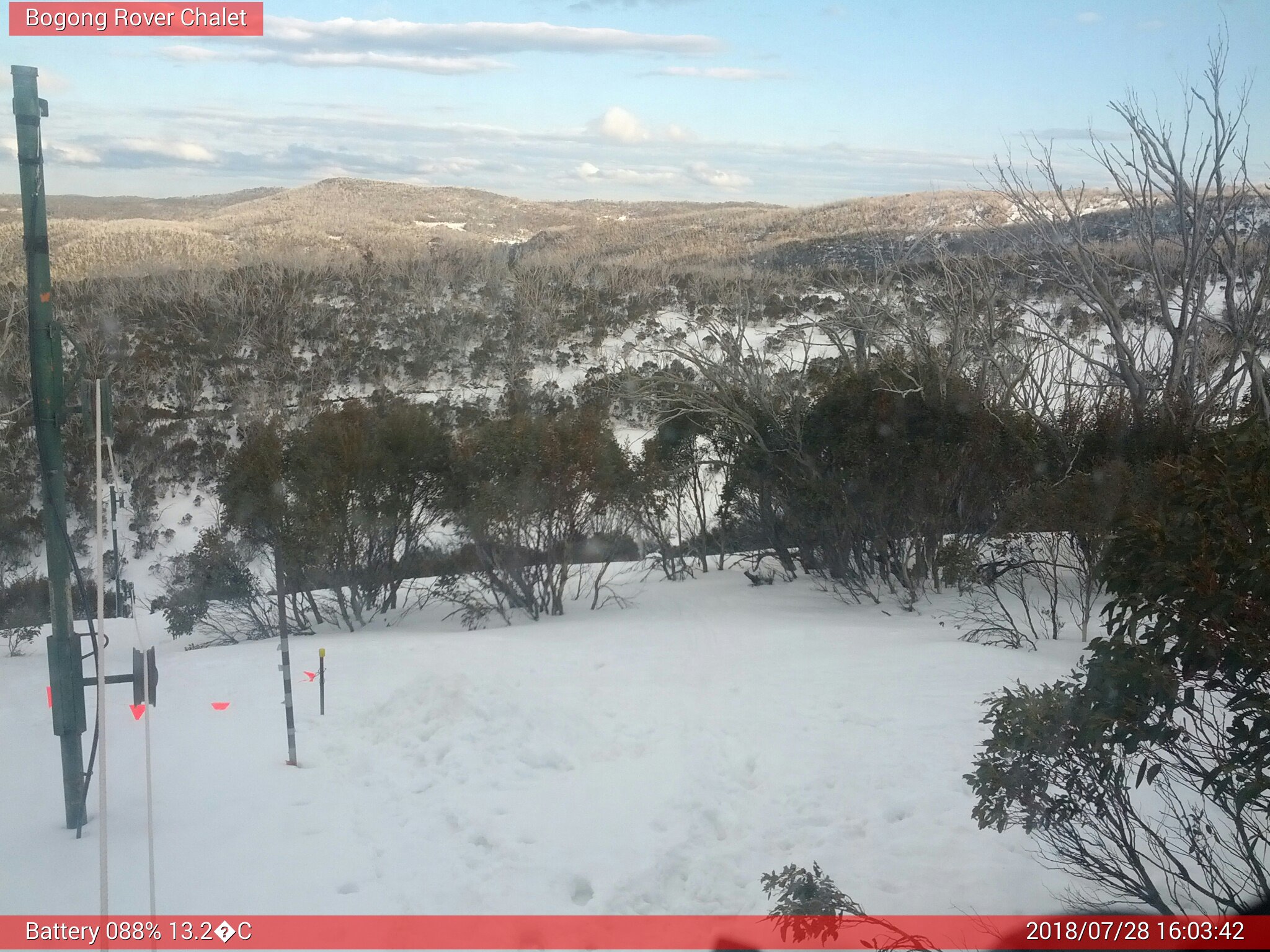 Bogong Web Cam 4:03pm Saturday 28th of July 2018