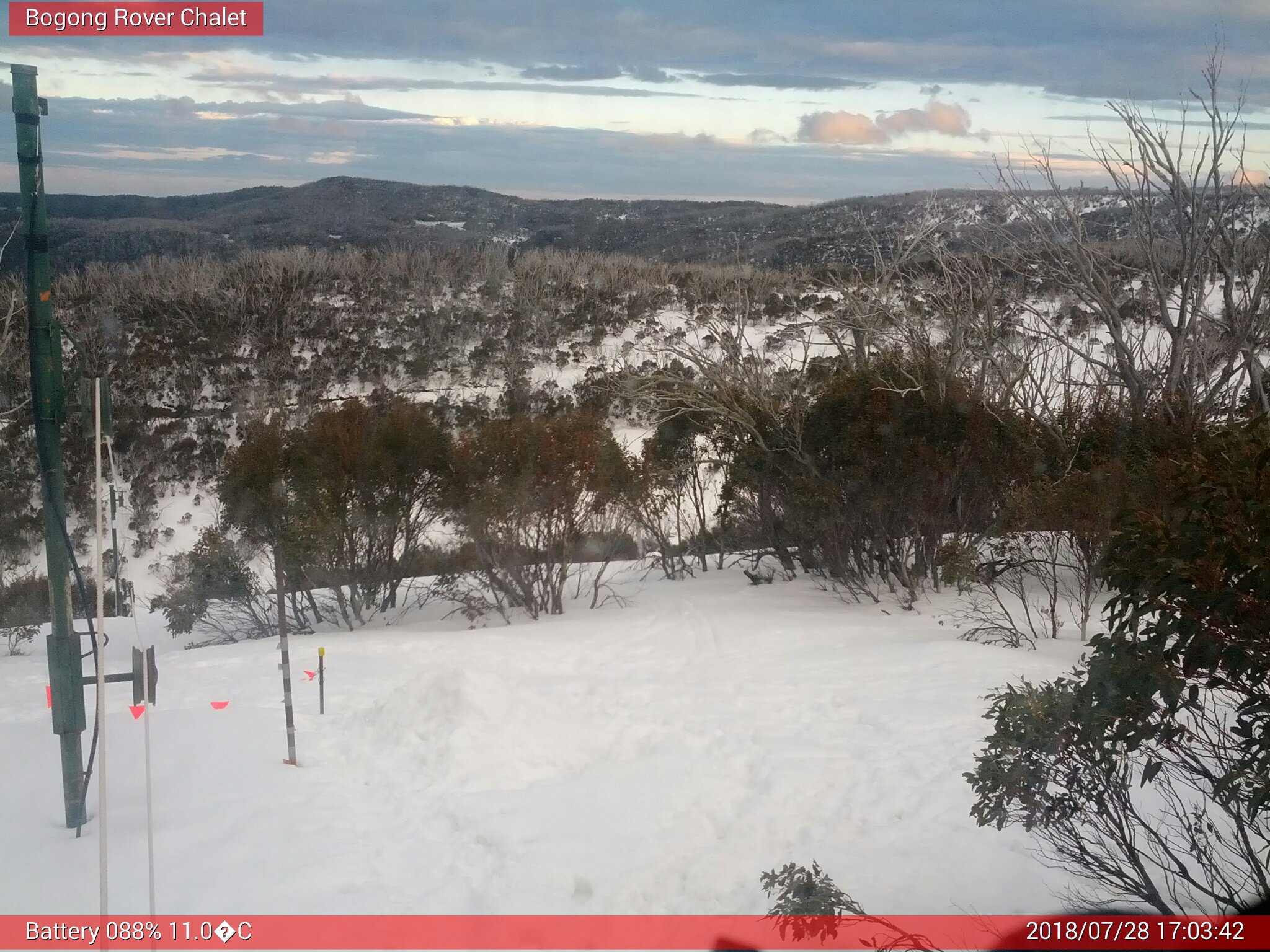 Bogong Web Cam 5:03pm Saturday 28th of July 2018